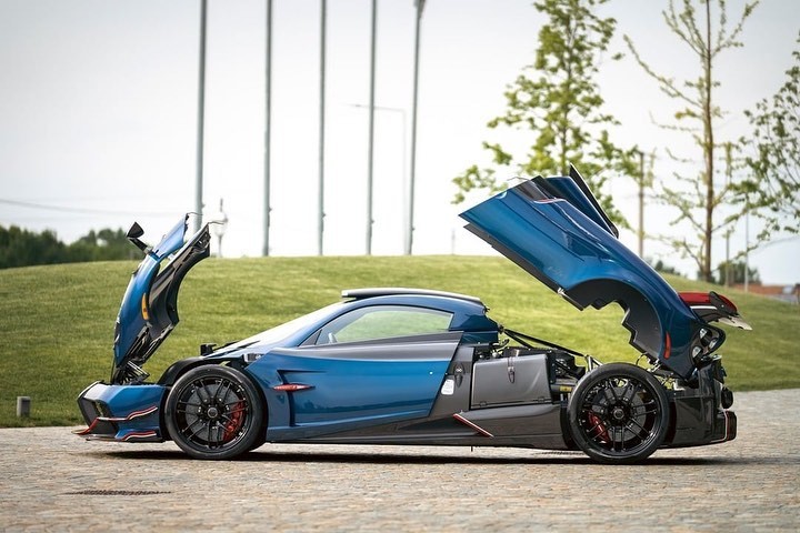 Pagani Huayra NC: le immagini