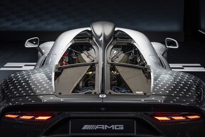 Mercedes-AMG ONE: nuove immagini ufficiali