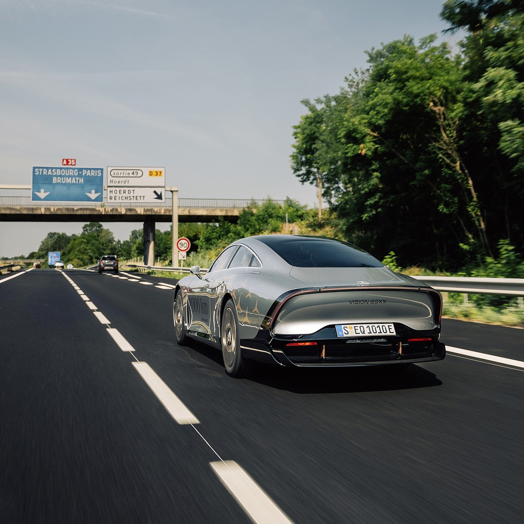 Mercedes-Benz Vision EQXX: da Stoccarda a Silverstone