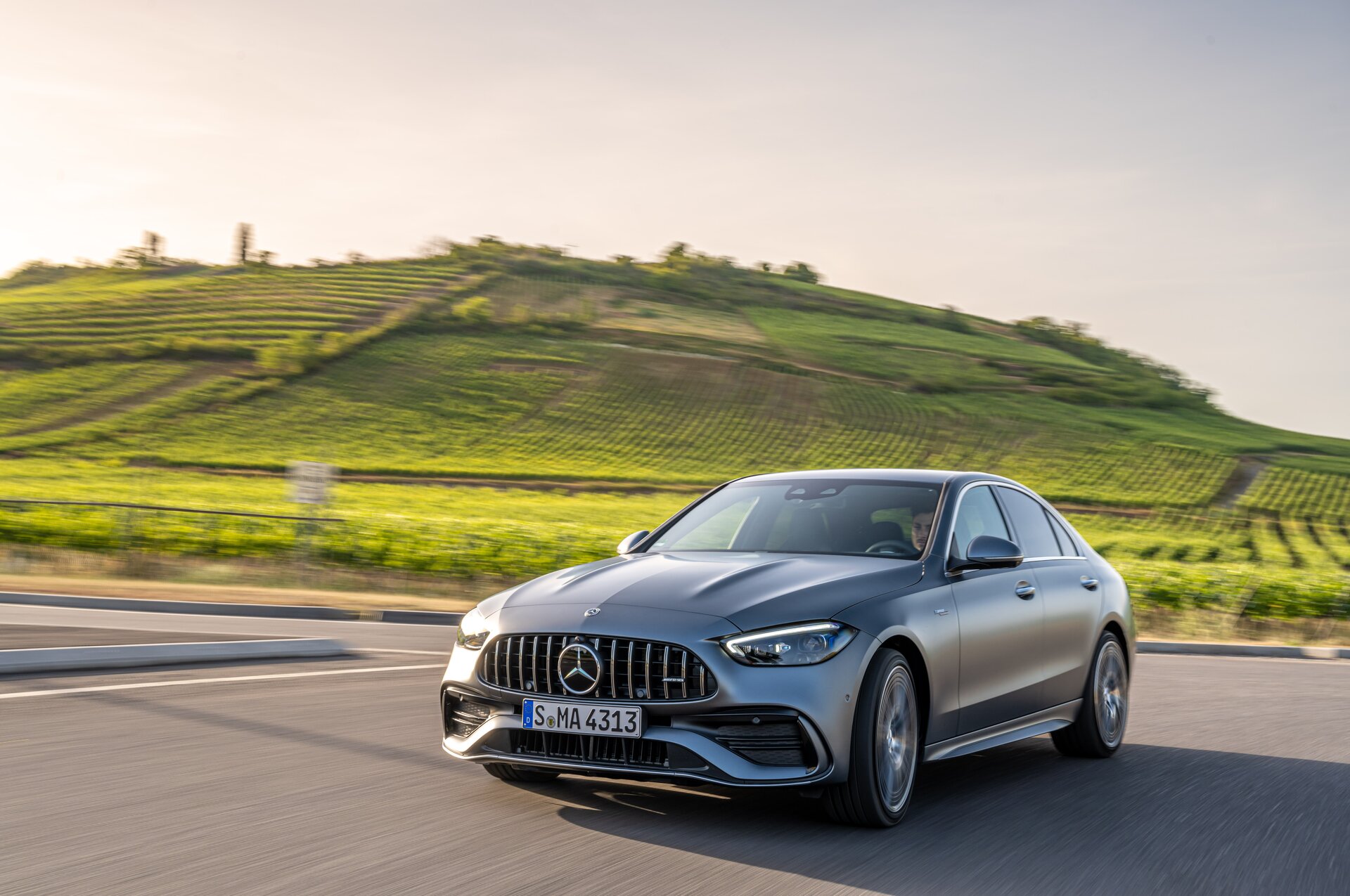 Mercedes-AMG C 43 4MATIC: le immagini