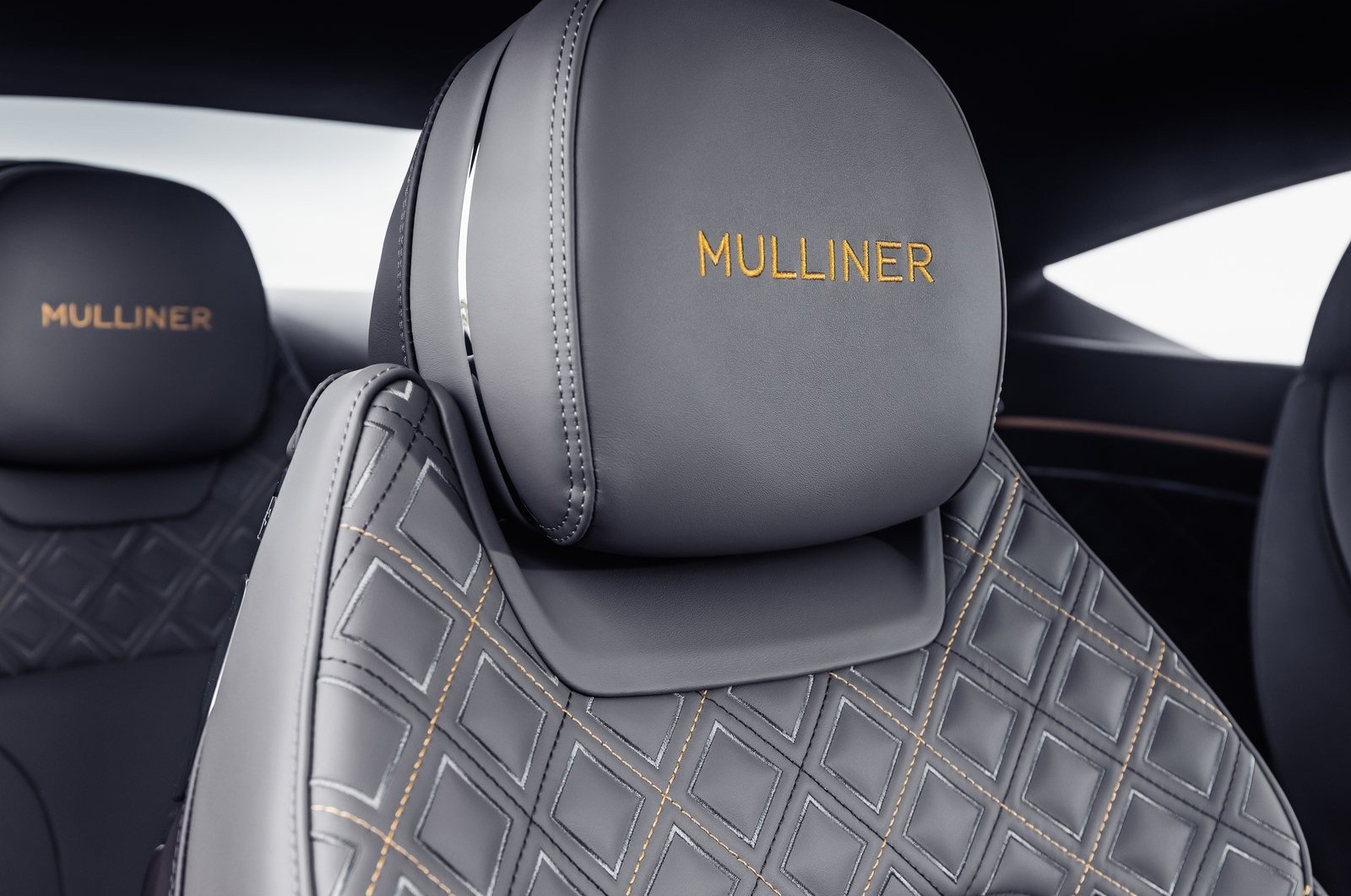 Continental GT Mulliner: immagini ufficiali