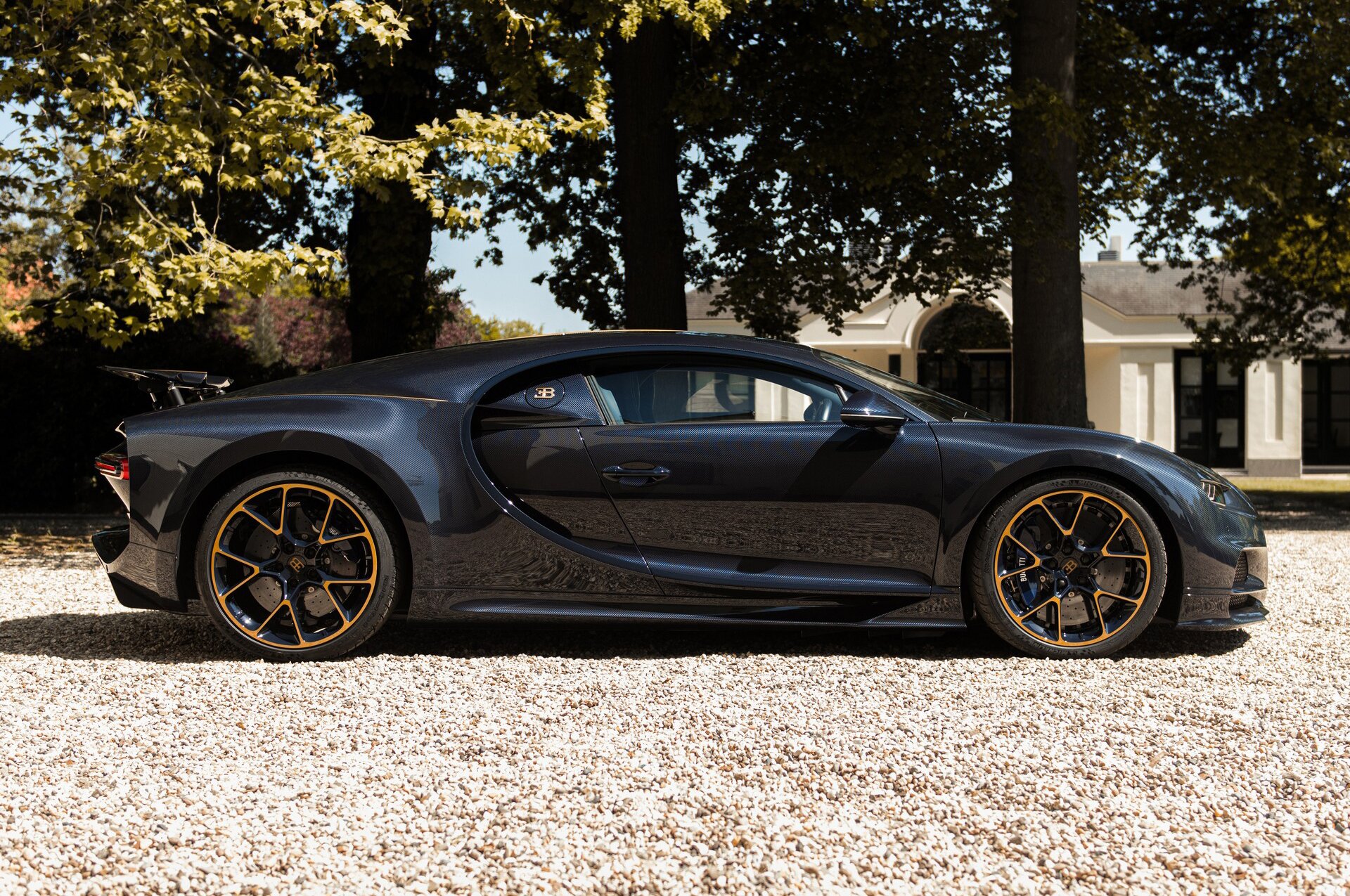 Bugatti Chiron L’Ébé: immagini ufficiali