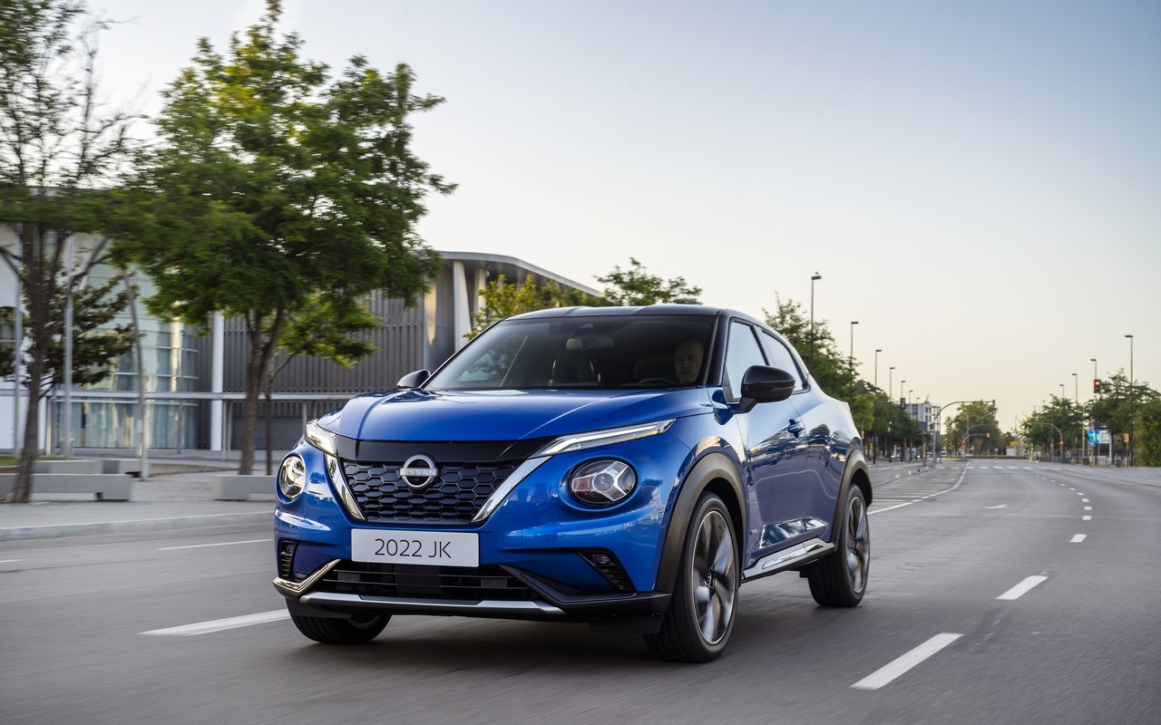 Nissan Juke Hybrid 2022: nuove foto ufficiali