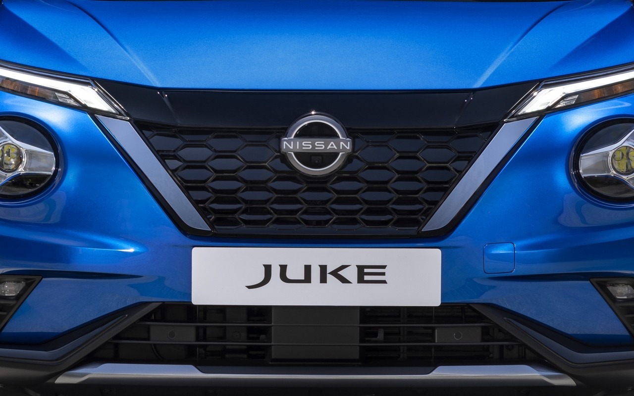 Nissan Juke Hybrid 2022: nuove foto ufficiali