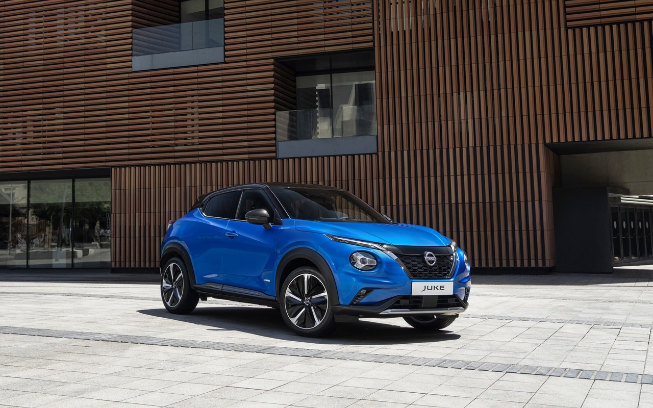 Nissan Juke Hybrid 2022: nuove foto ufficiali