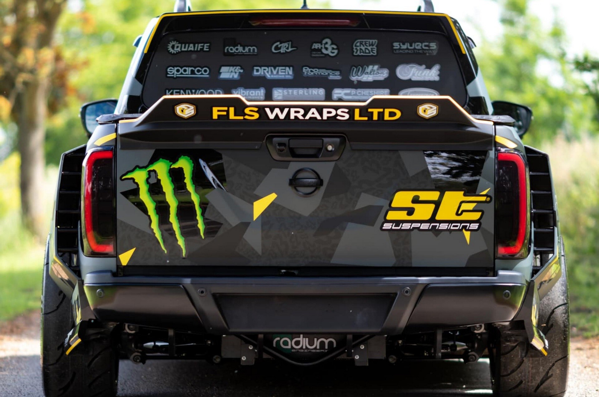 Nissan Navara SB Motorsports: le foto