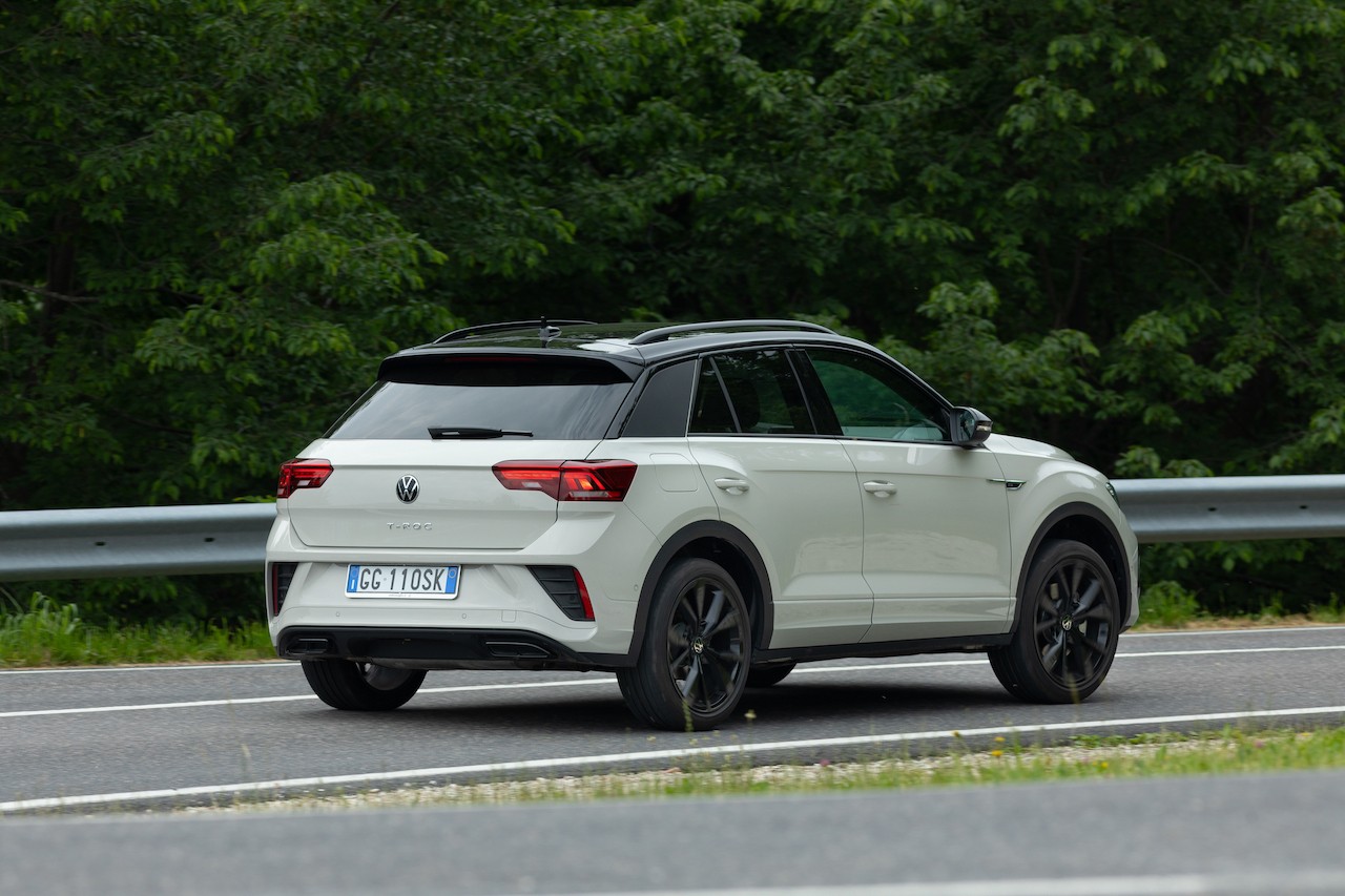 Volkswagen T-Roc 2022: primo contatto