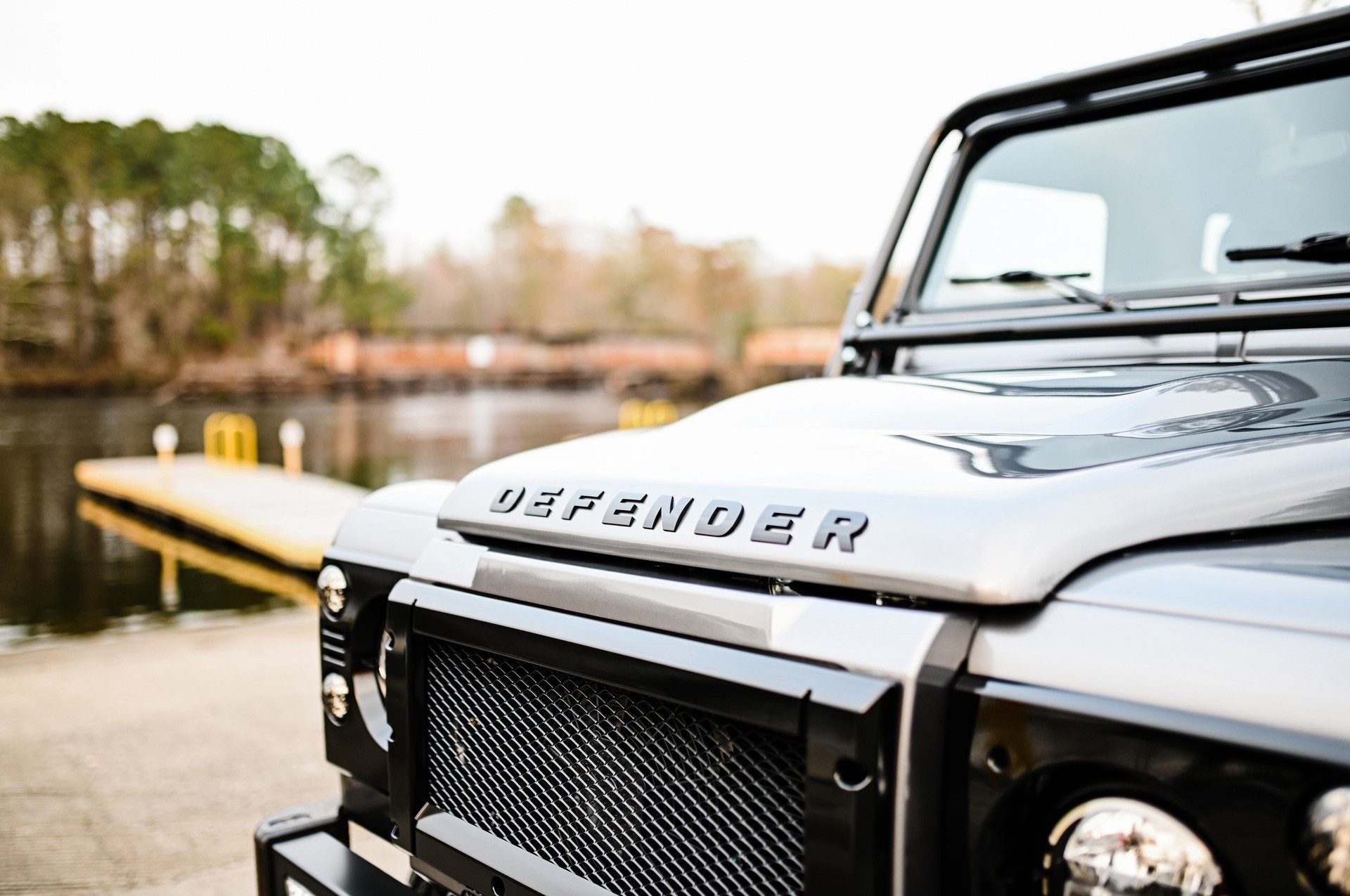 Land Rover Defender Osprey: le immagini