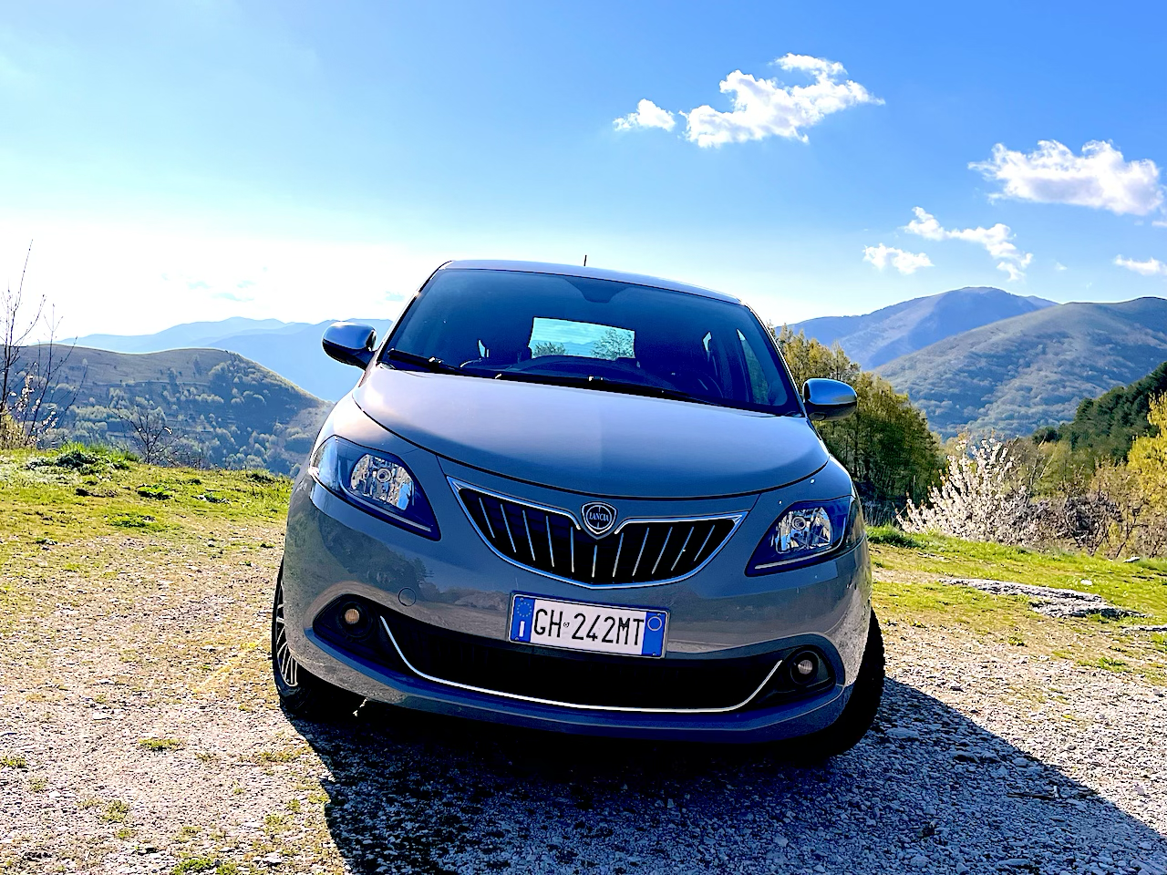 Lancia Ypsilon Alberta Ferretti: la prova su strada