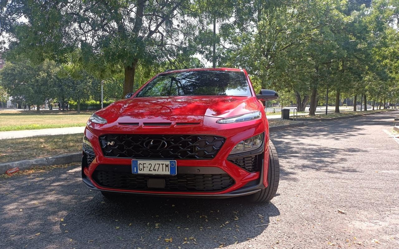 Hyundai Kona N: le immagini della prova su strada