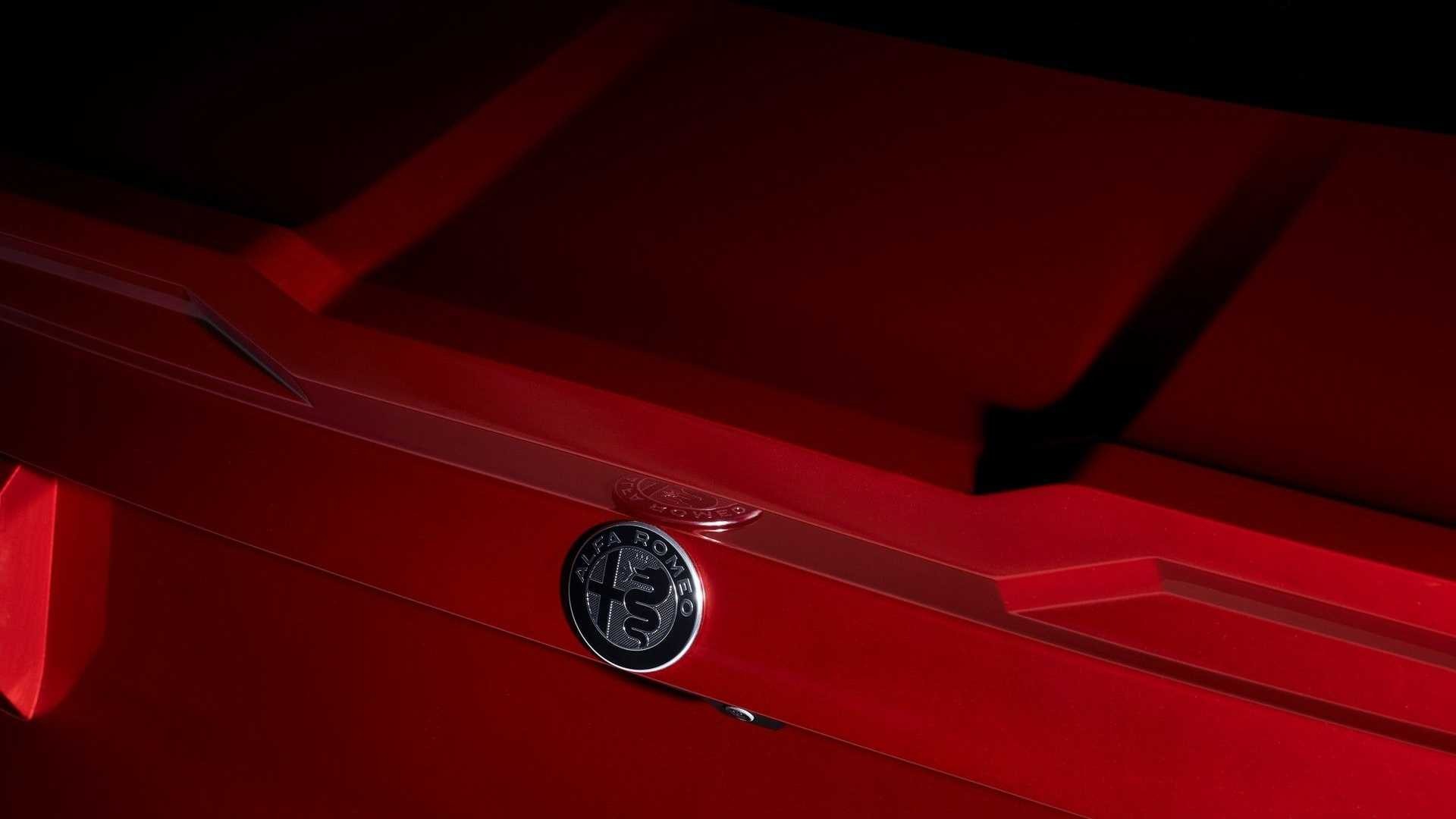 Alfa Romeo Giulia ErreErre Fuoriserie: le immagini