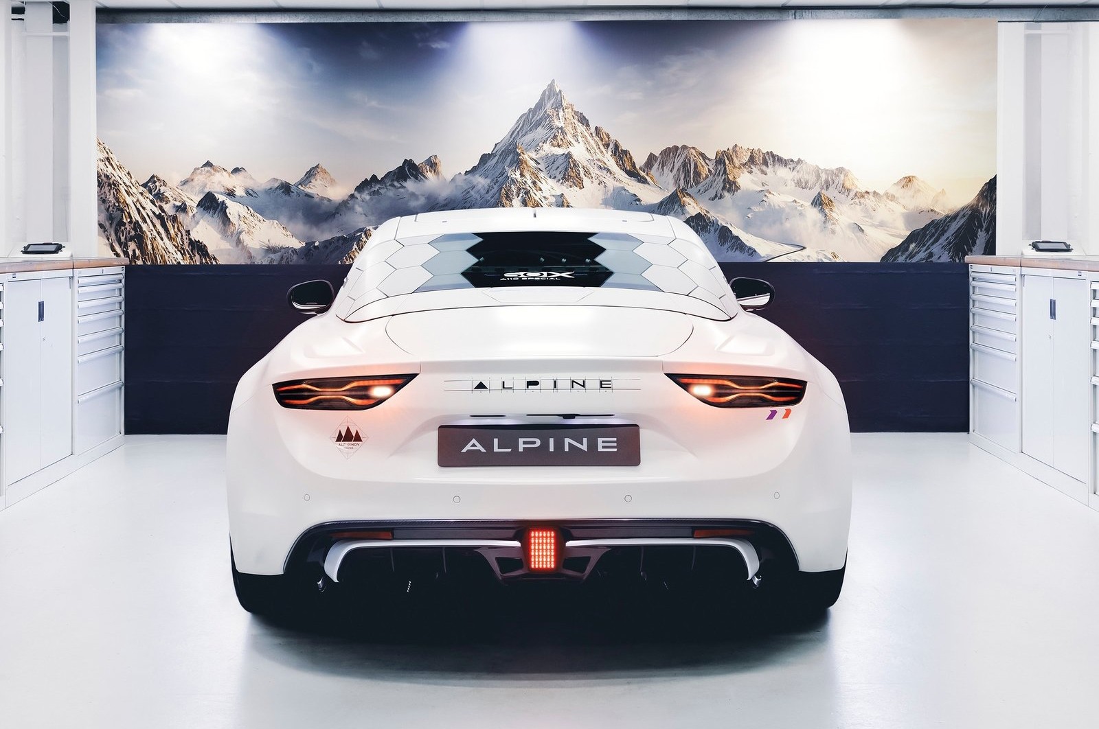 Alpine A110 E-ternité: le foto