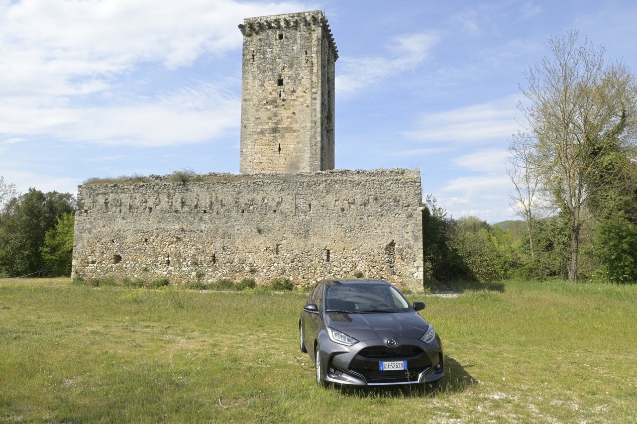 Mazda 2 Hybrid: la prova su strada