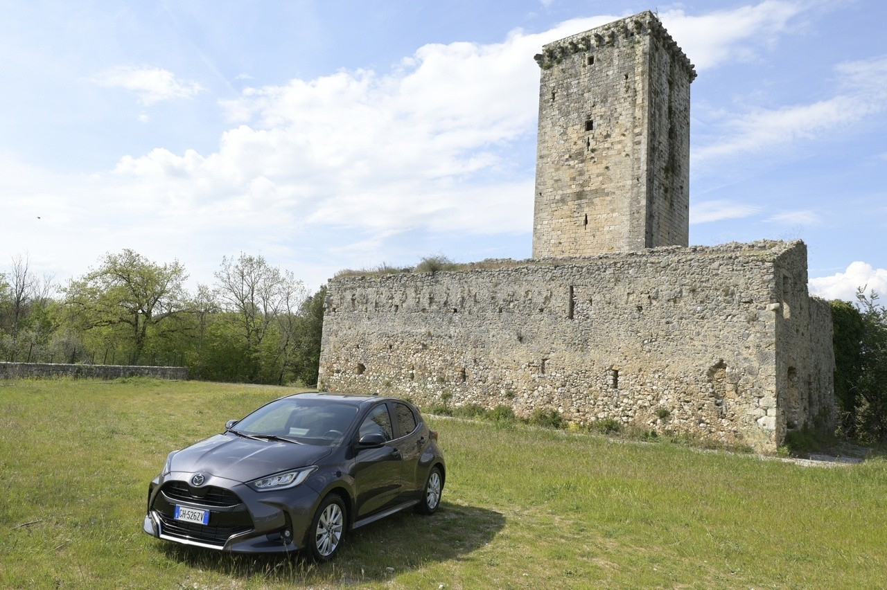 Mazda 2 Hybrid: la prova su strada