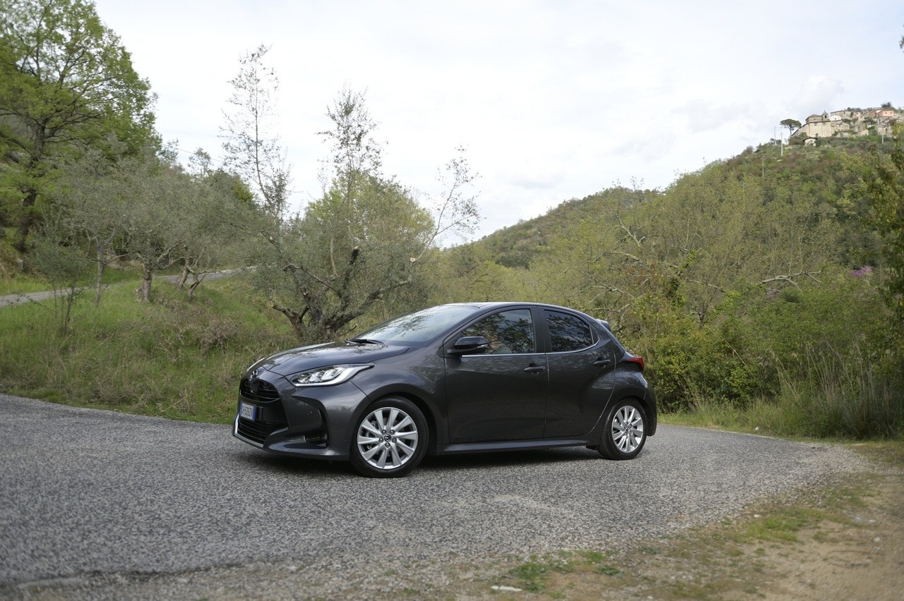 Mazda 2 Hybrid: la prova su strada