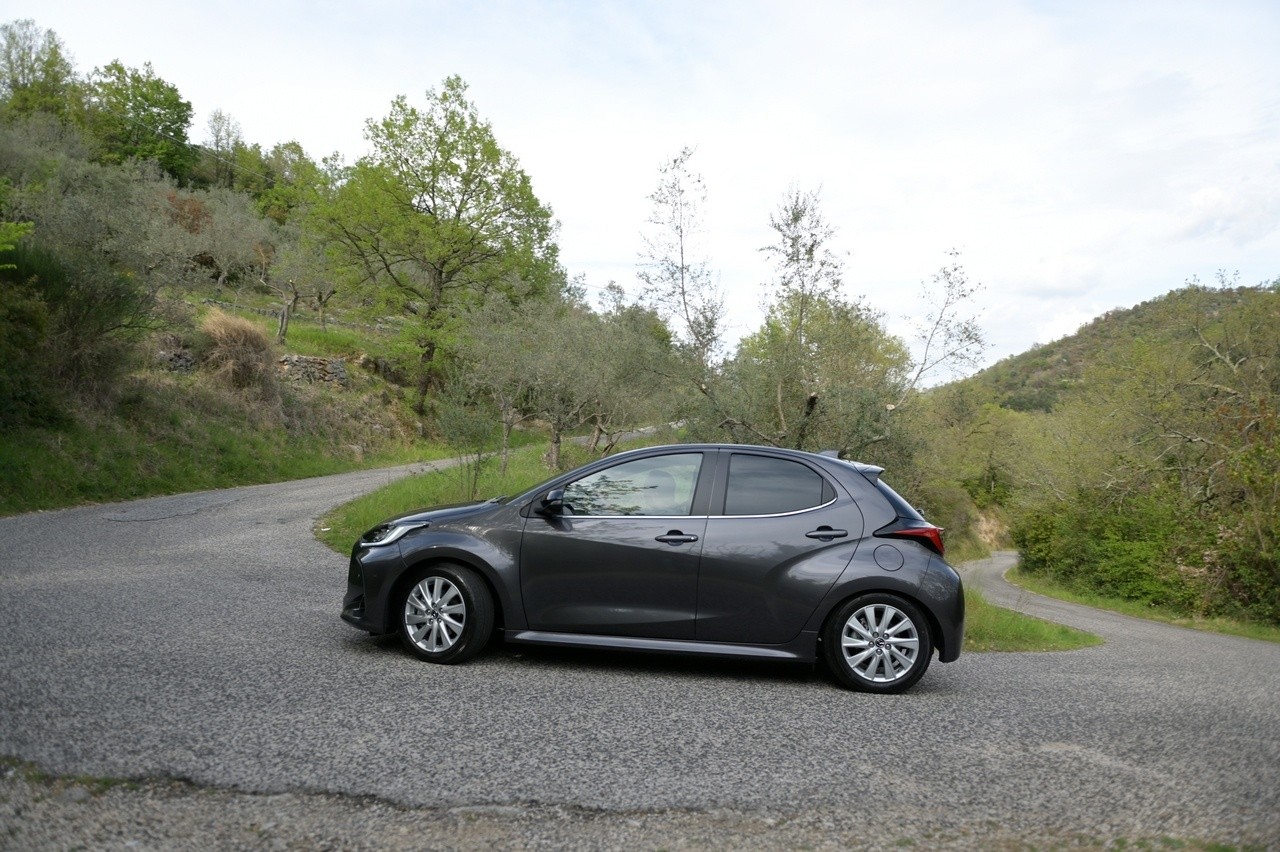 Mazda 2 Hybrid: la prova su strada