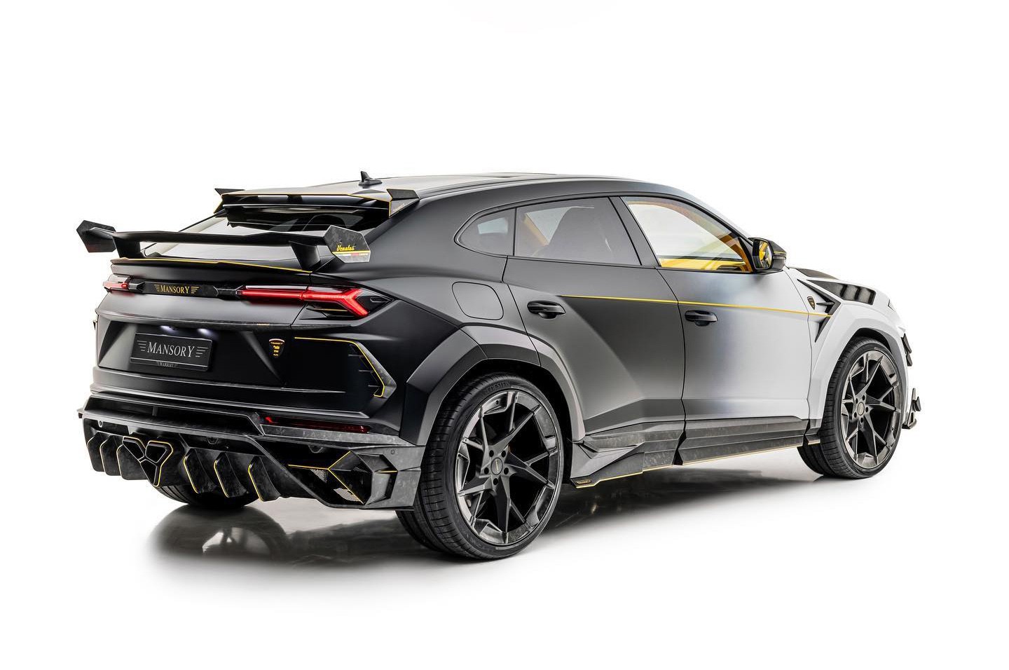 Lamborghini Urus Mansory Venatus Evo S