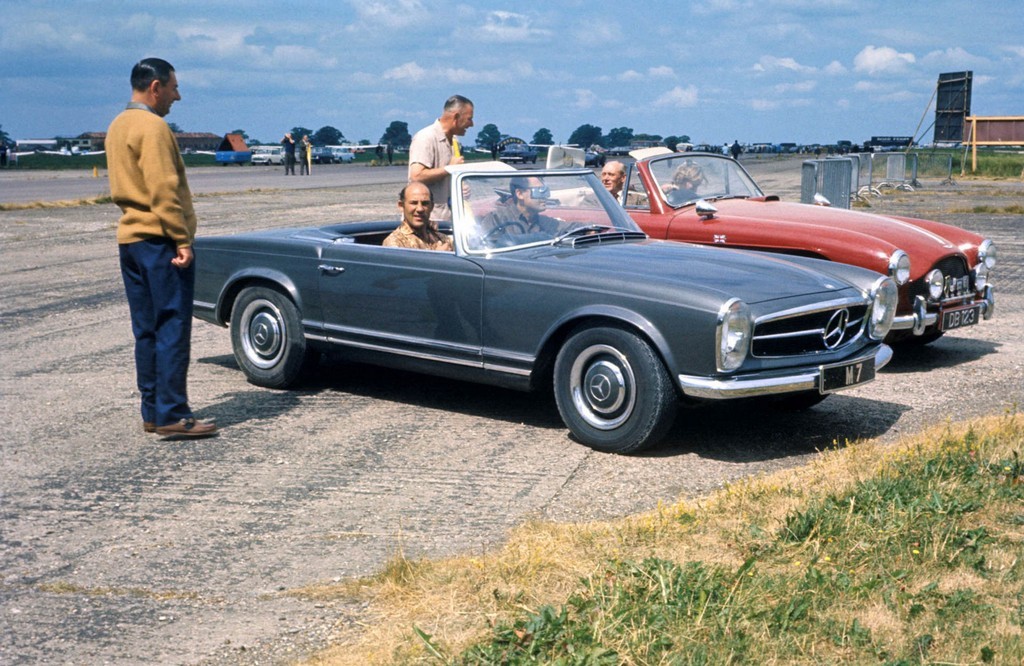 Mercedes-Benz 280 SL: l'esemplare di Stirling Moss