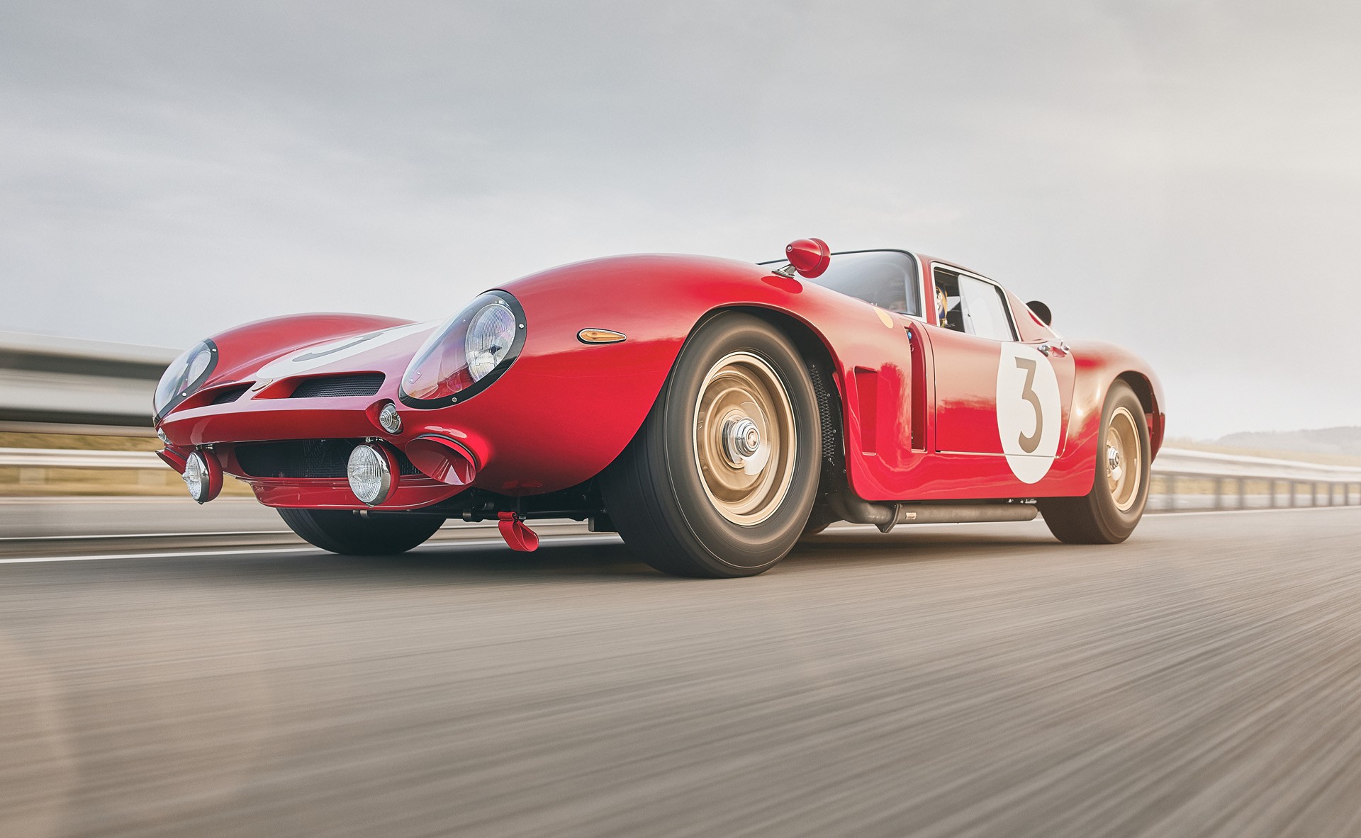 Bizzarrini 5300 GT Revival Corsa: le immagini ufficiali