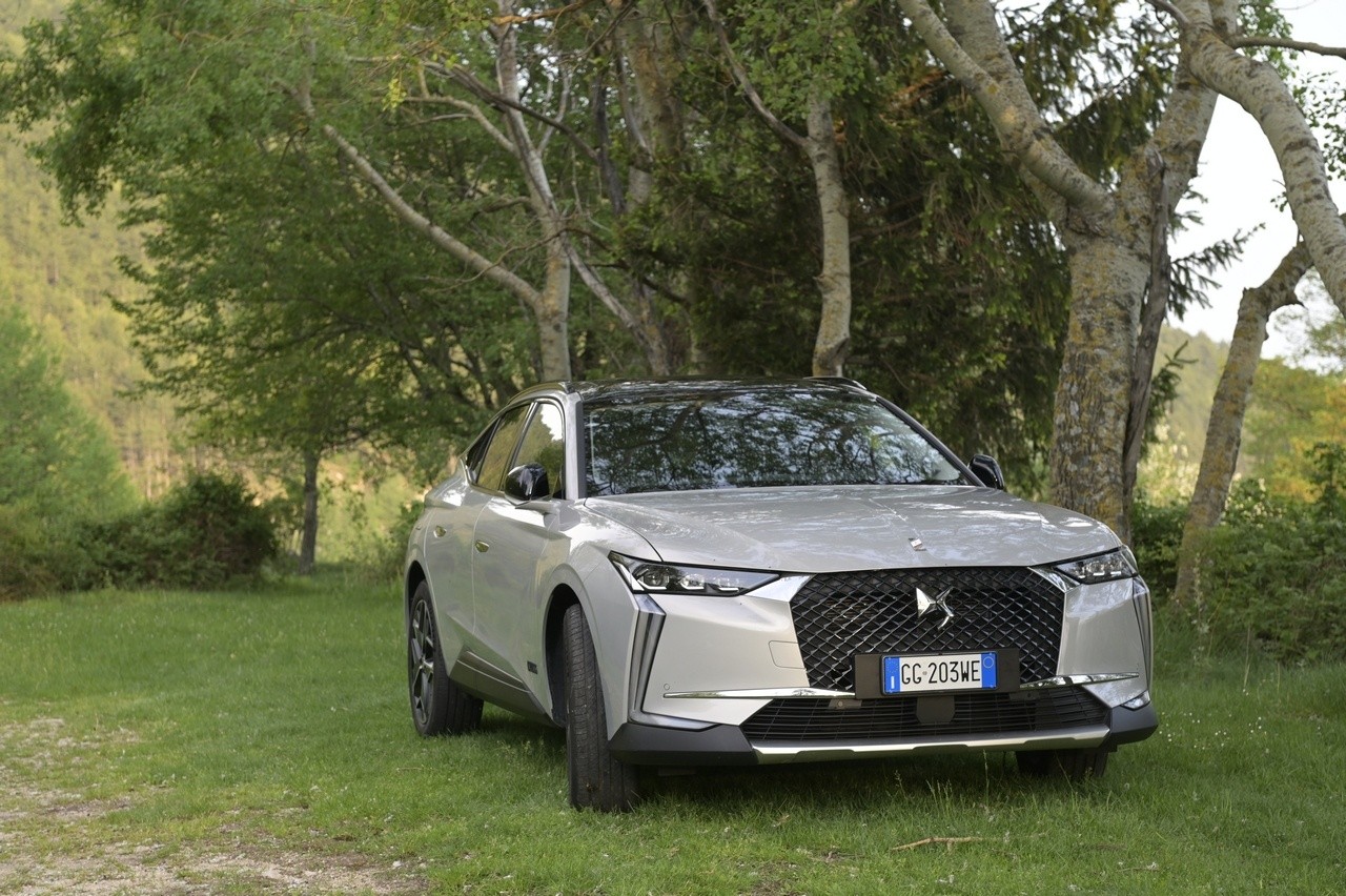 DS4 Cross E-Tense: la prova su strada