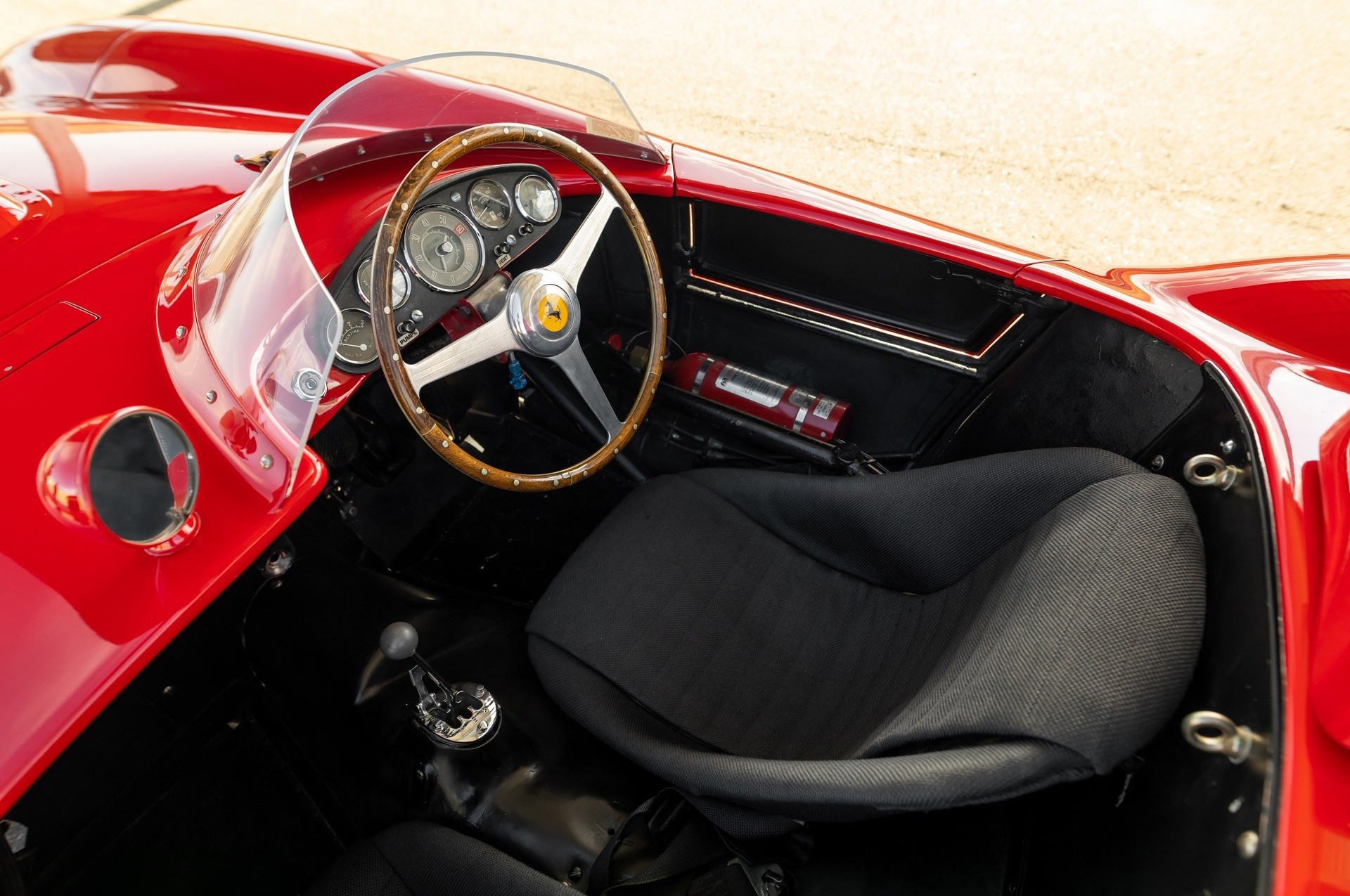 Ferrari 410 Sport Spider: le foto