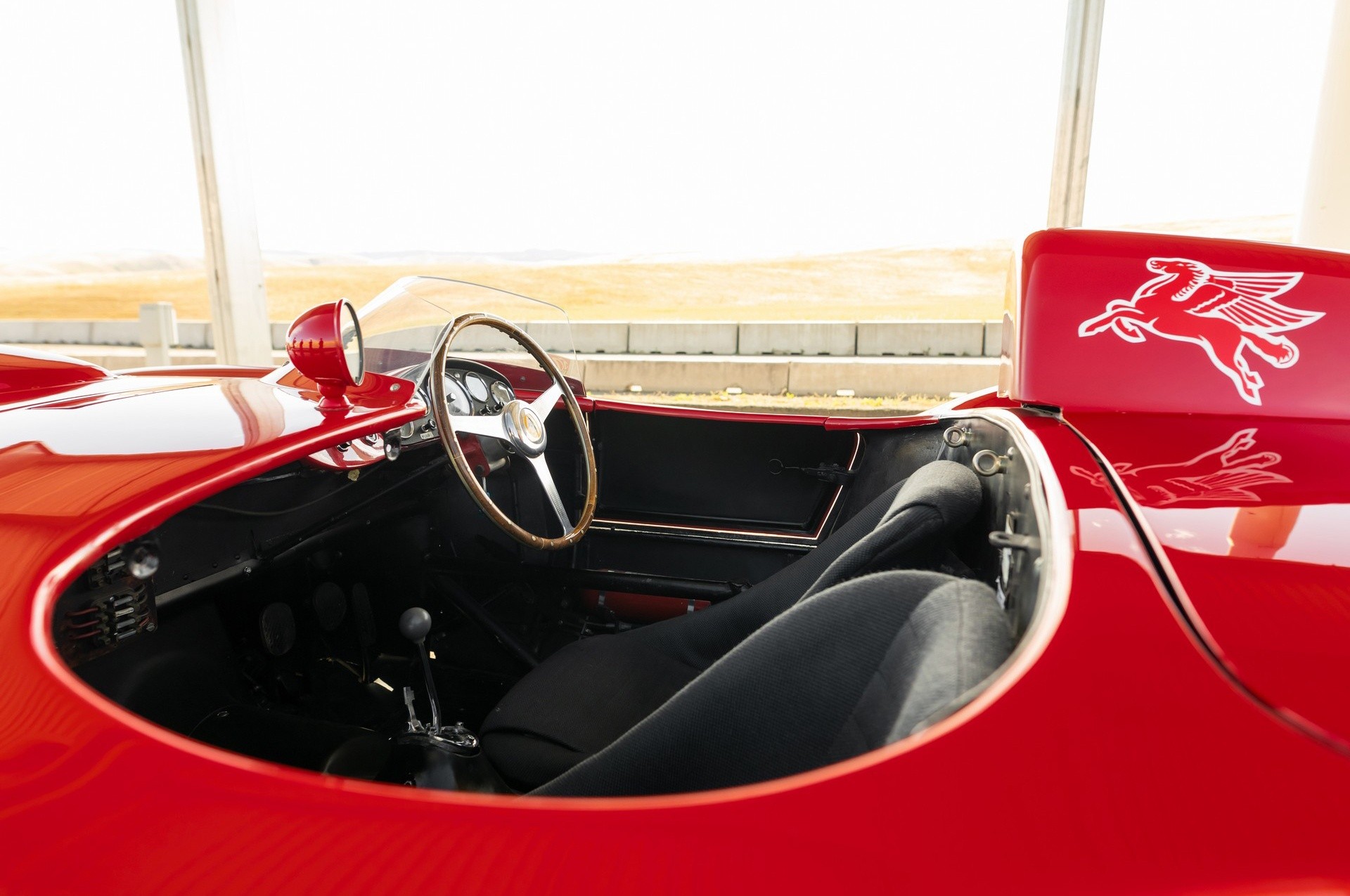 Ferrari 410 Sport Spider: le foto