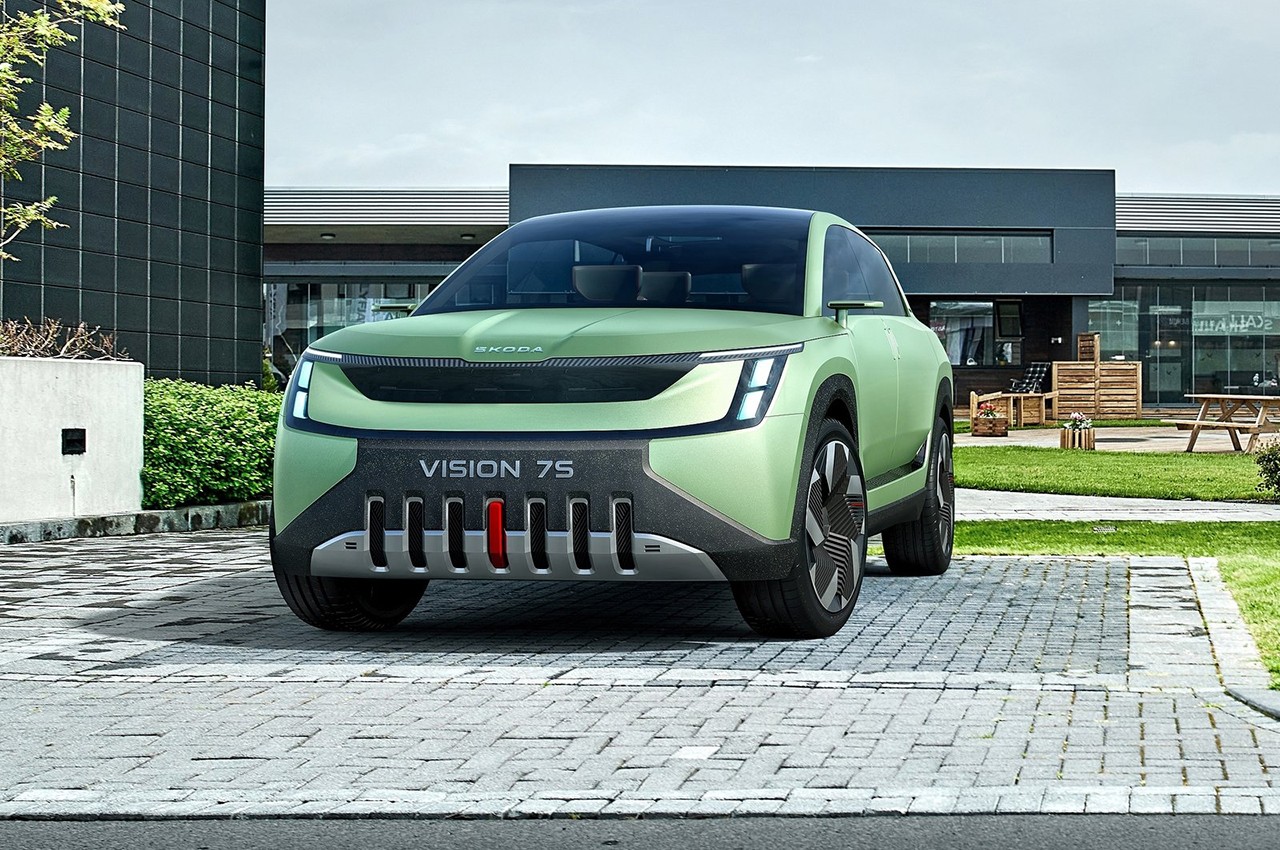 Skoda Vision 7S: le foto