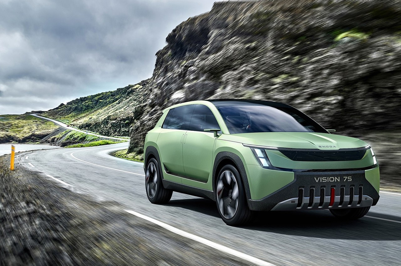 Skoda Vision 7S: le foto