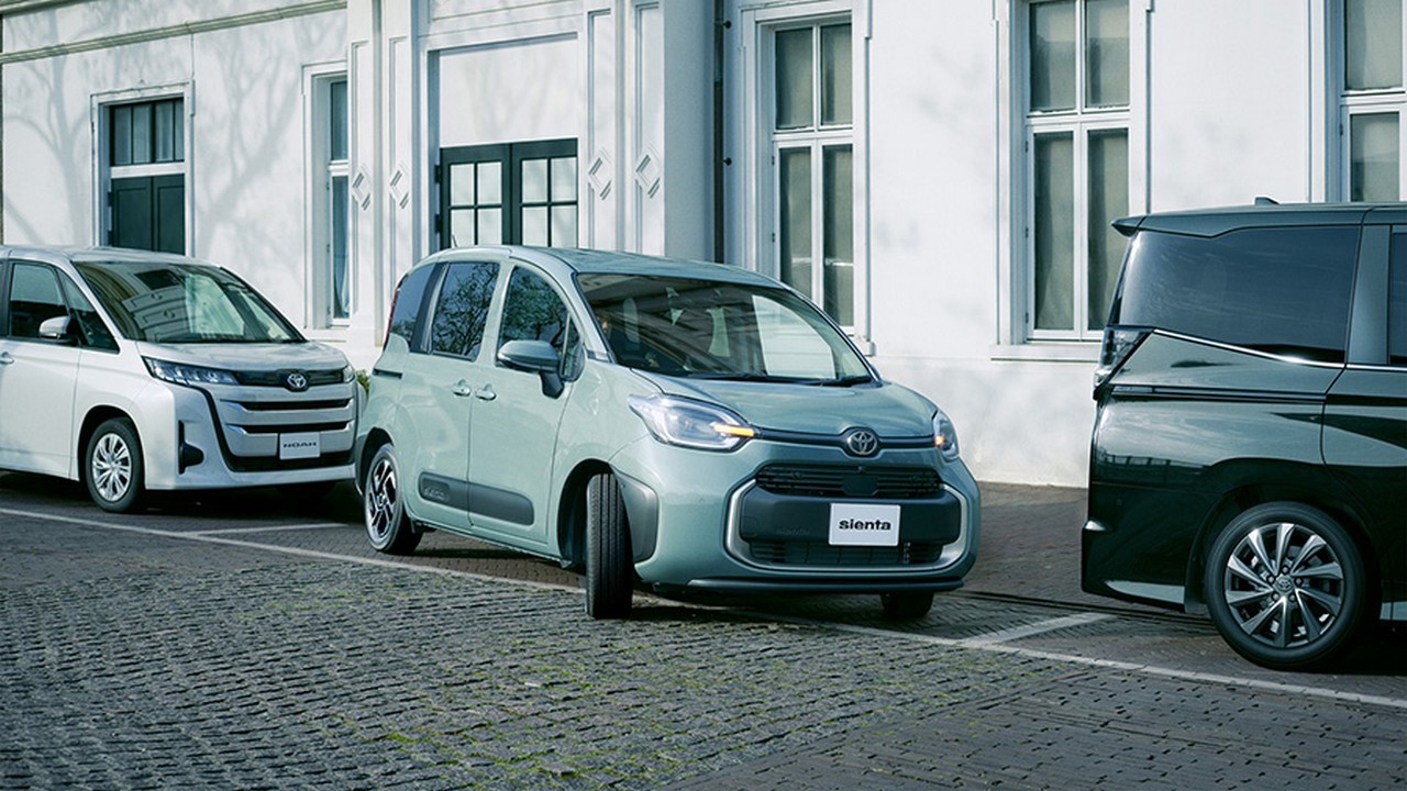 Toyota Sienta