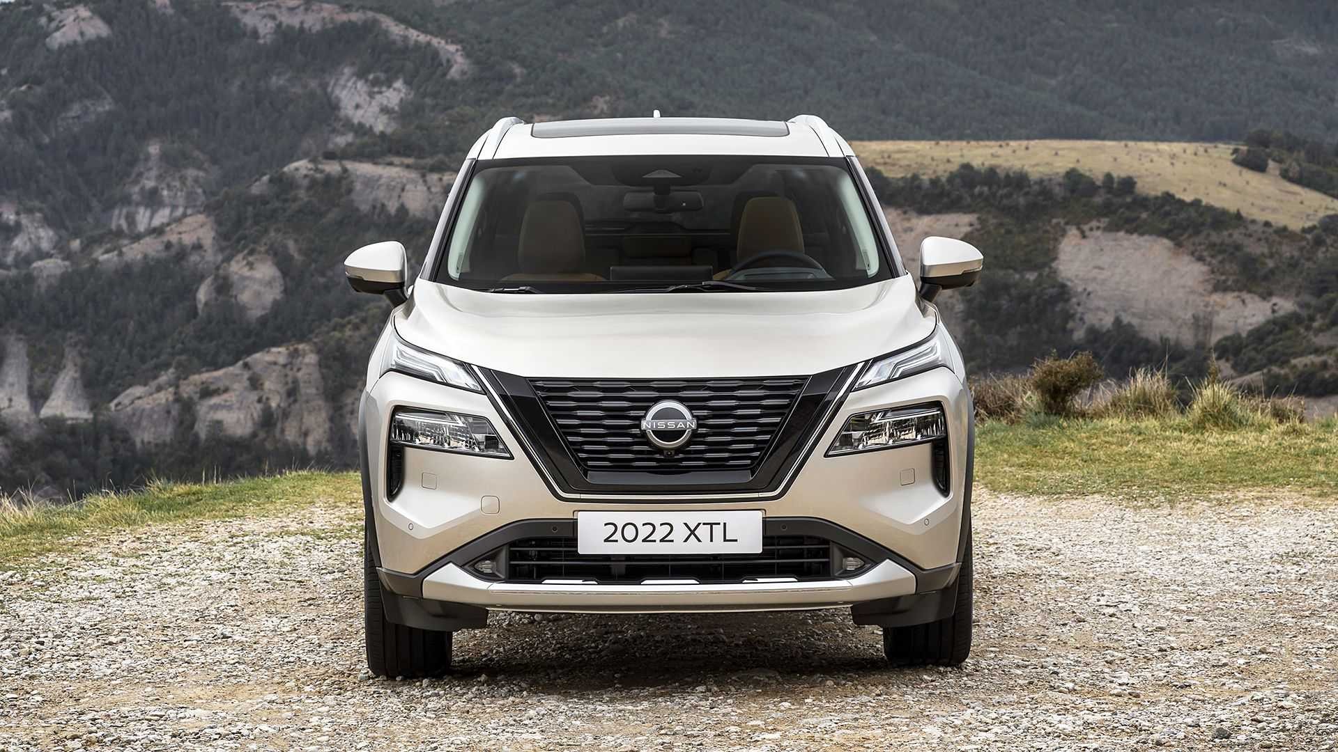 Nuova Nissan X-Trail: le foto ufficiali