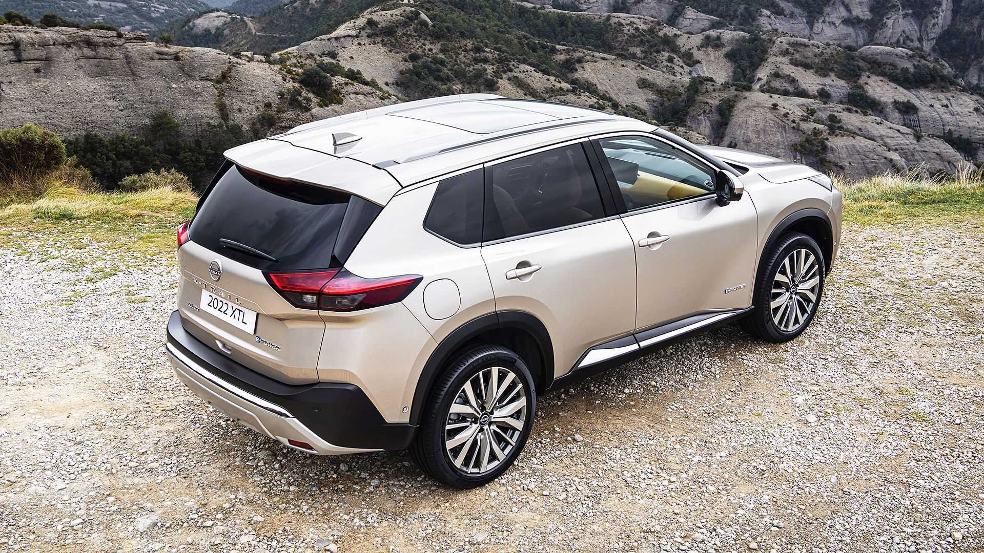 Nuova Nissan X-Trail: le foto ufficiali