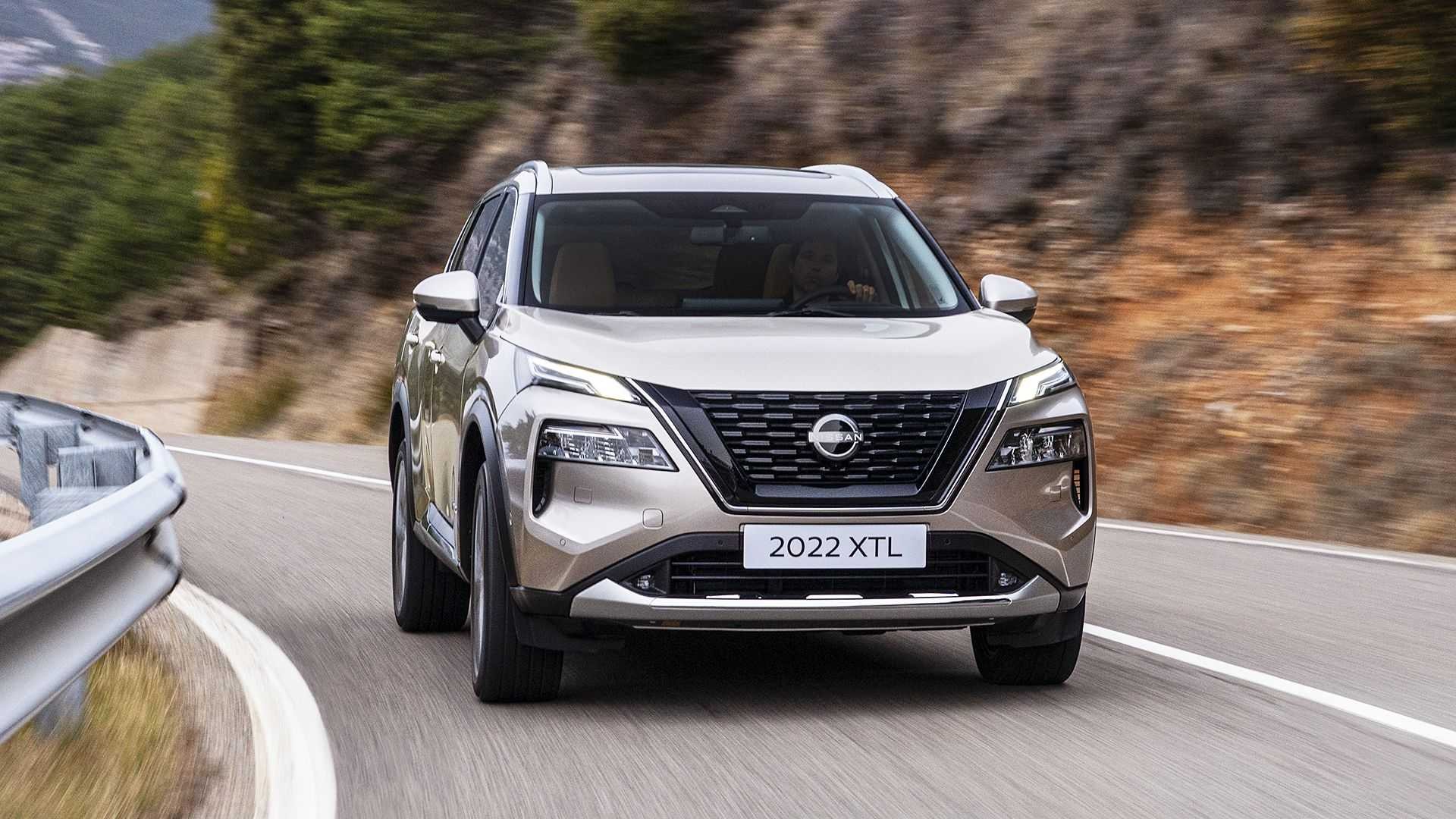 Nuova Nissan X-Trail: le foto ufficiali