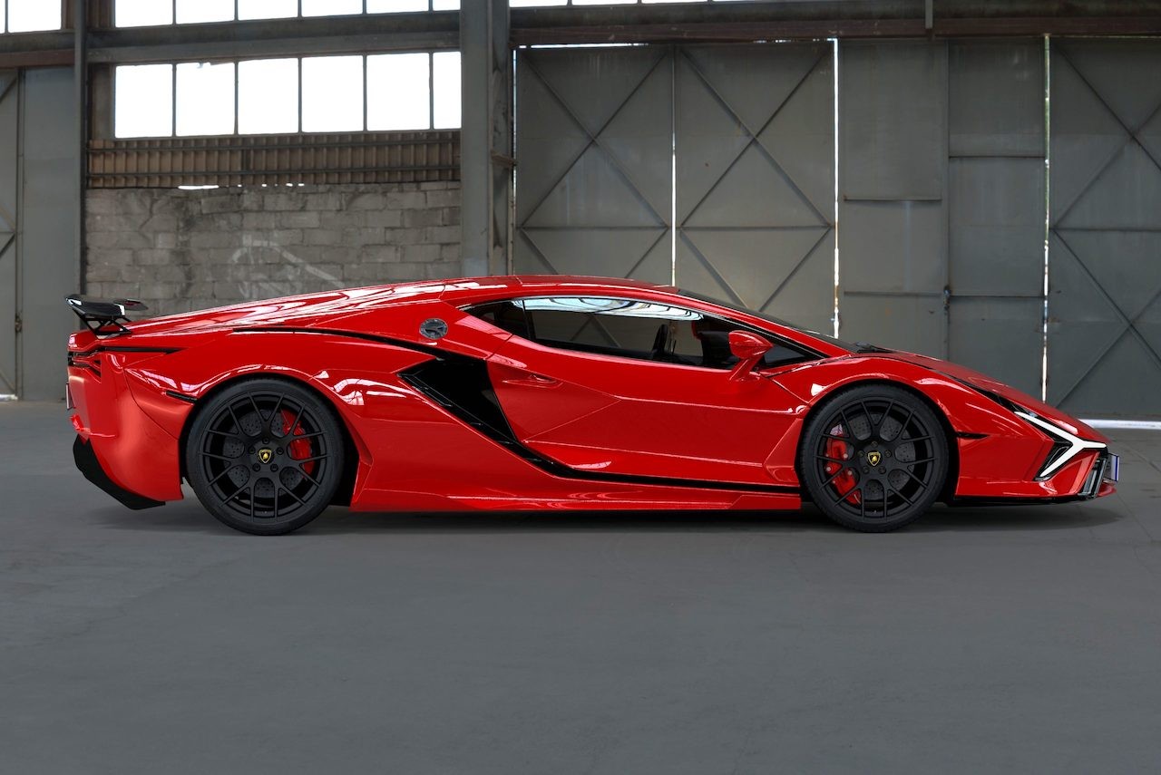 Lamborghini Revuelto by DMC: le immagini ufficiali