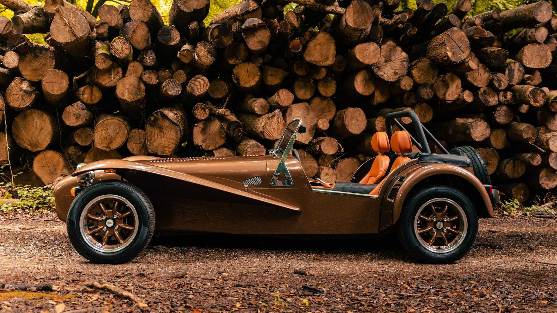 Caterham Super Seven: le foto delle versioni 600 e 2000