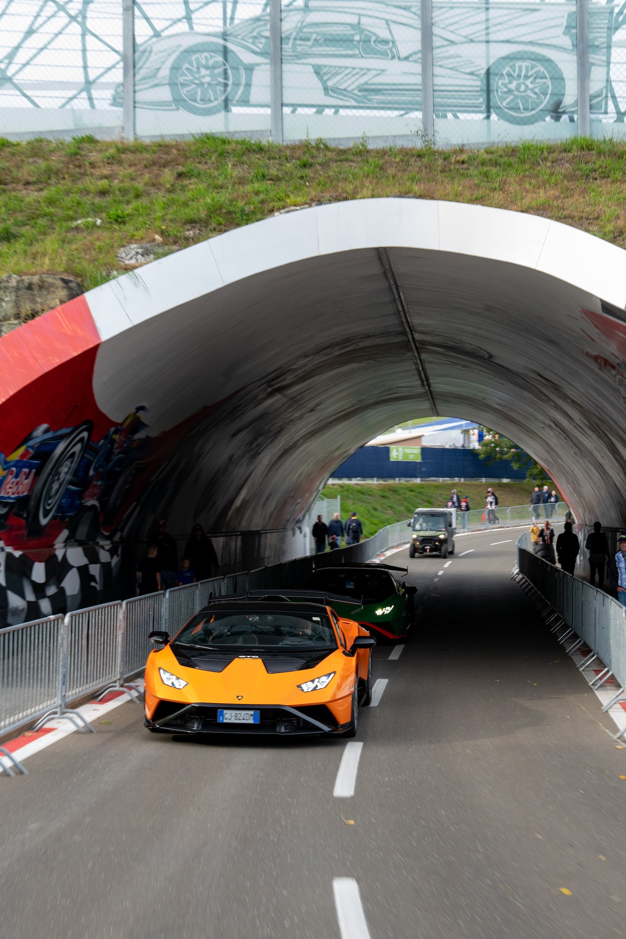 Lamborghini Huràcan STO: le foto del viaggio al Red Bull Ring