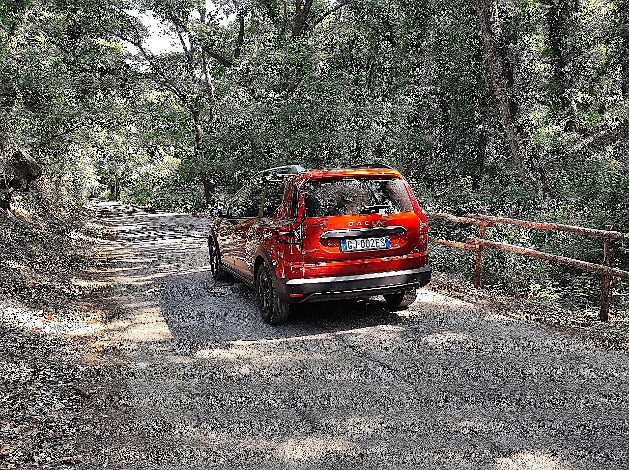 Dacia Jogger TCe 100 GPL ECO-G: prova su strada