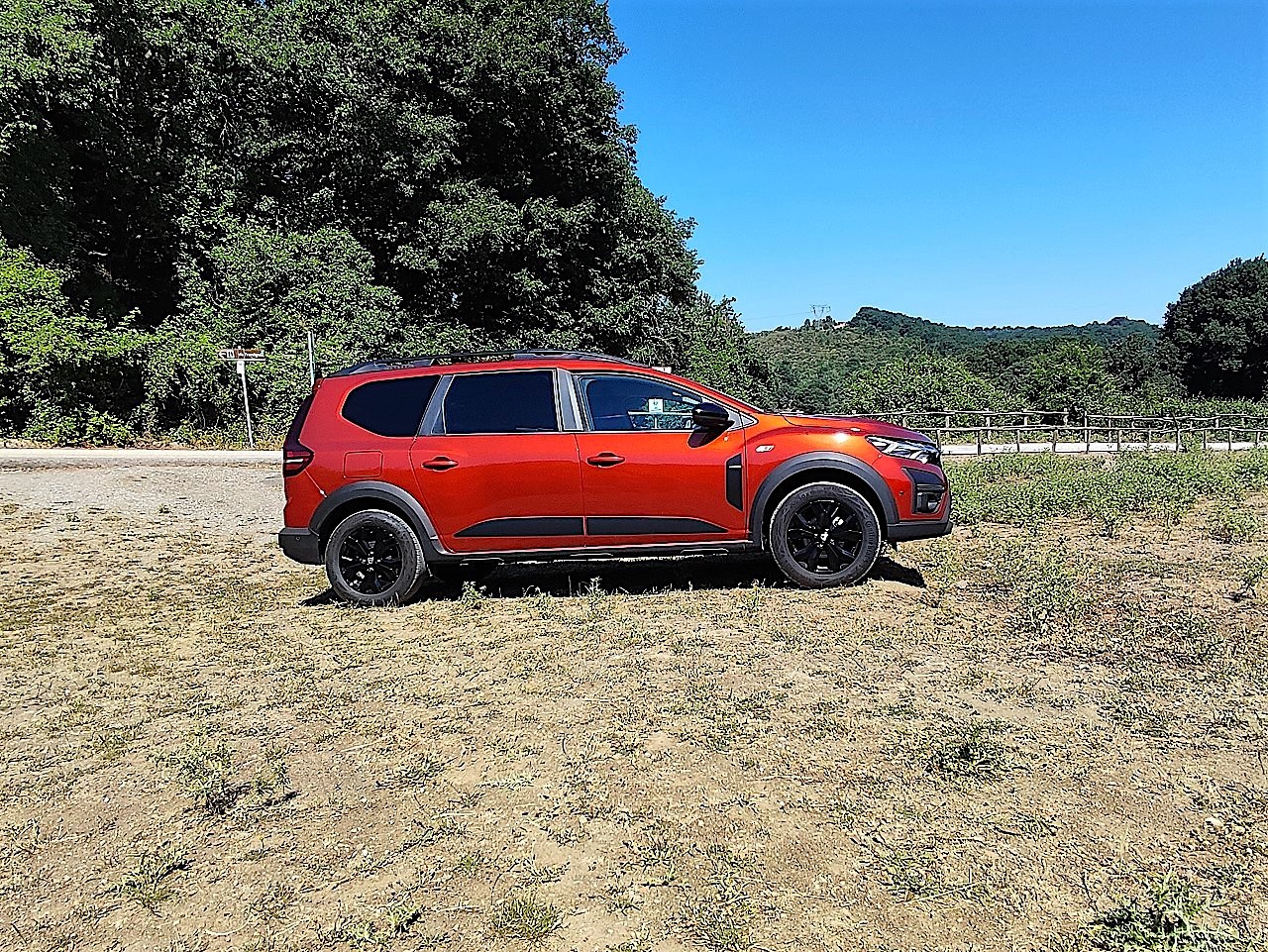 Dacia Jogger TCe 100 GPL ECO-G: prova su strada