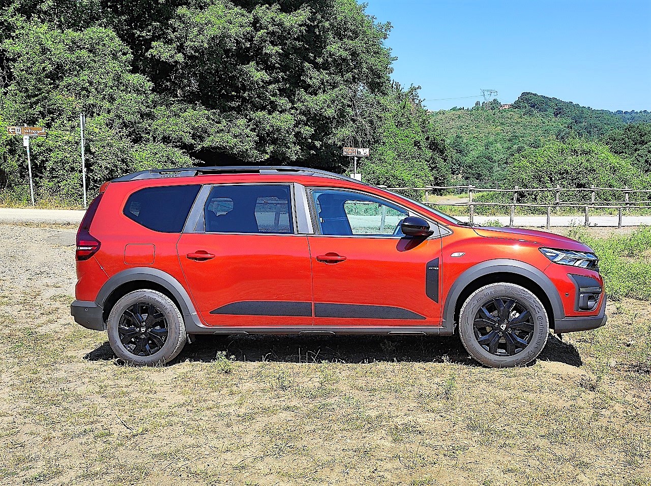 Dacia Jogger TCe 100 GPL ECO-G: prova su strada