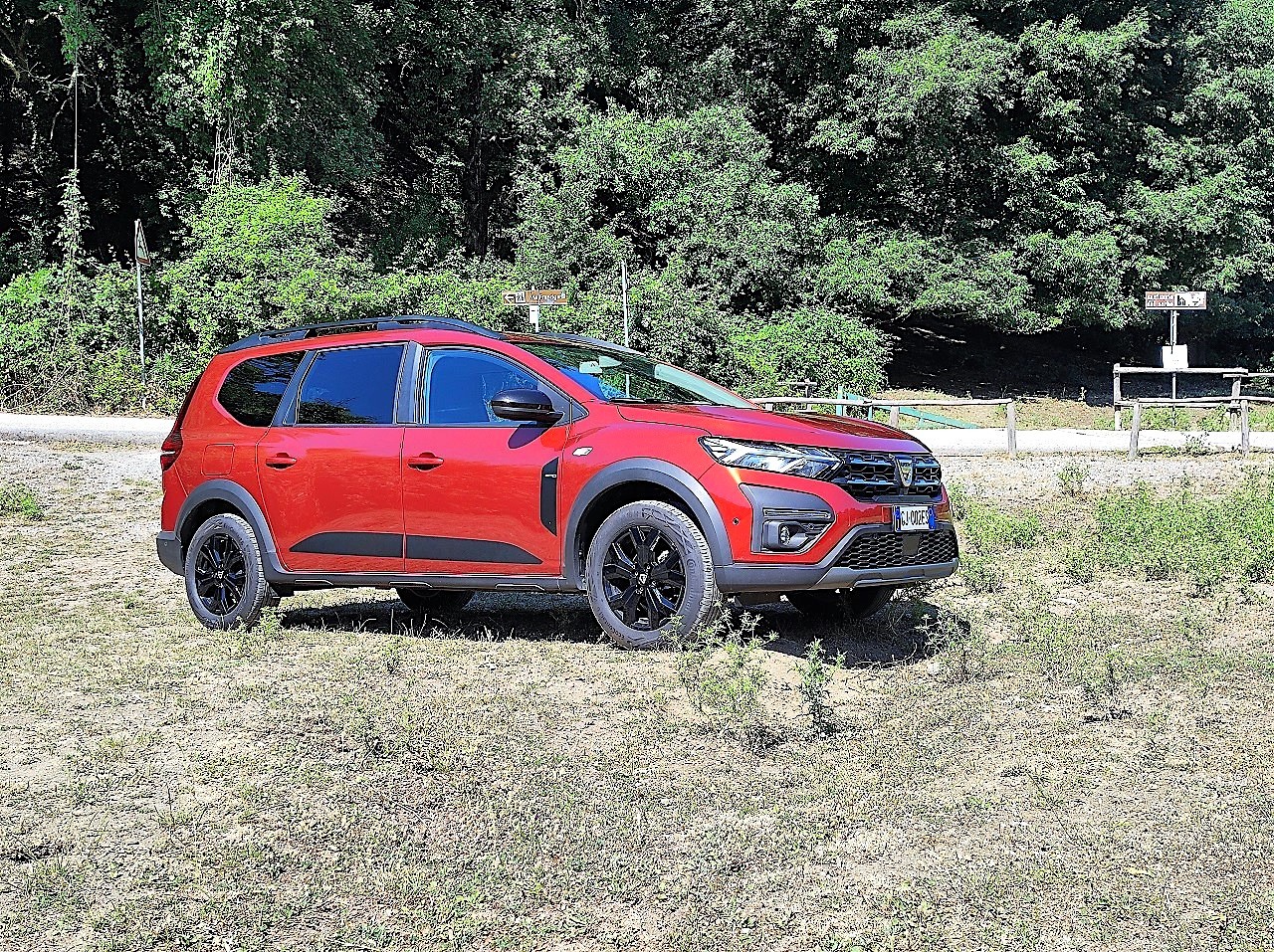 Dacia Jogger TCe 100 GPL ECO-G: prova su strada