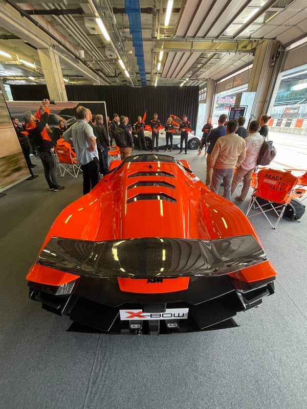 KTM X-BOW GT XR: la prova in pista