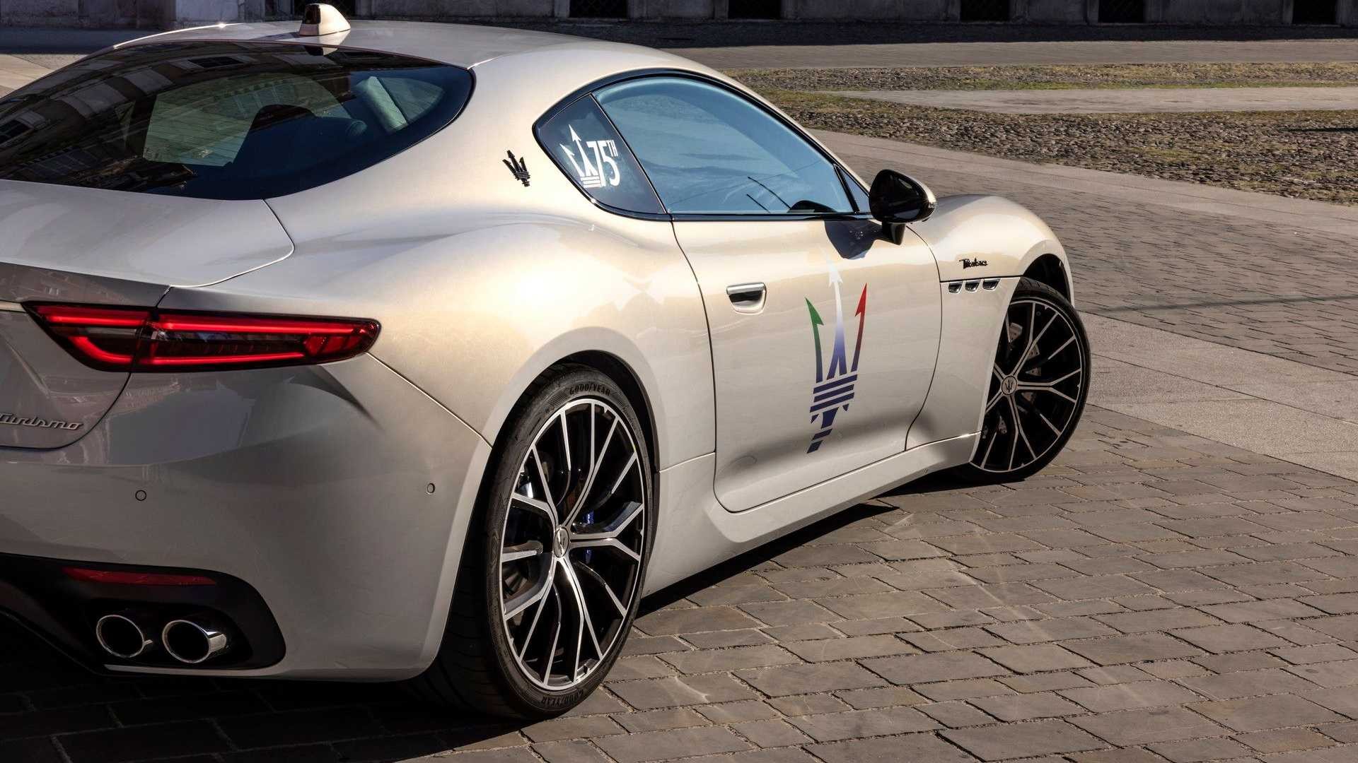 Nuova Maserati GranTurismo V6: le immagini ufficiali