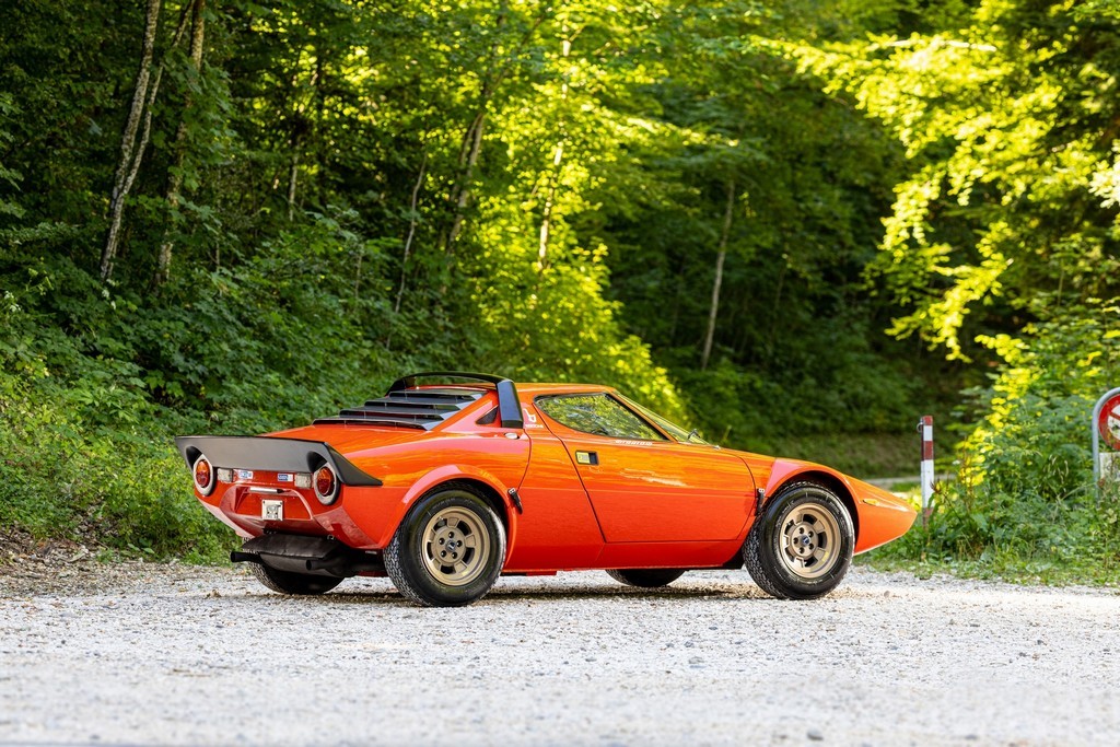 Lancia Stratos HF Stradale: immagini