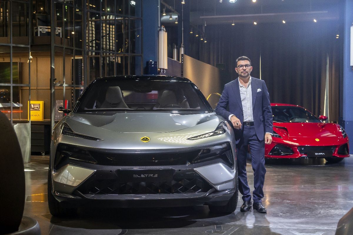 Lotus Eletre: le immagini della presentazione