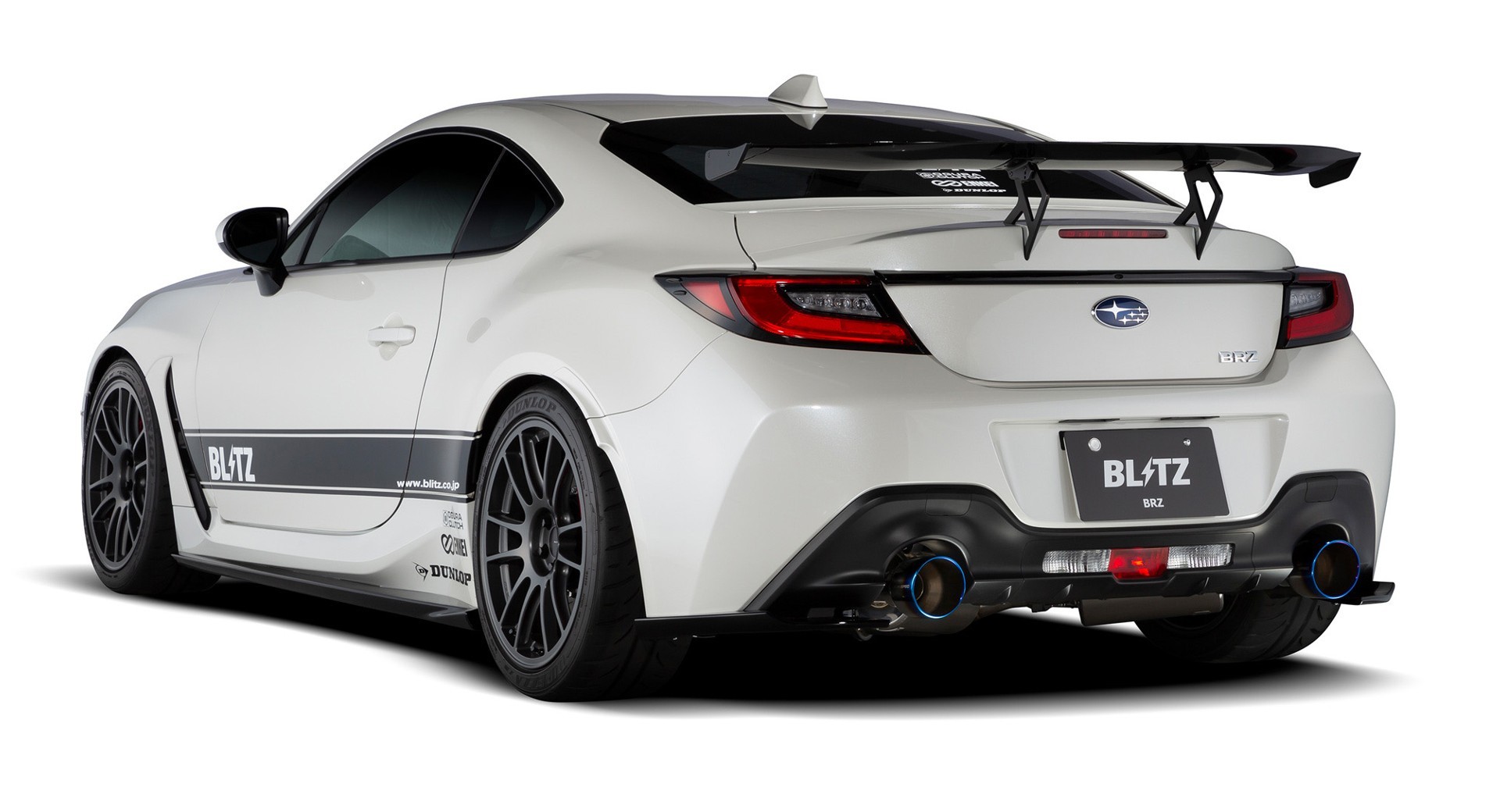 Toyota GR86 e Subaru BRZ by Blitz: le immagini ufficiali