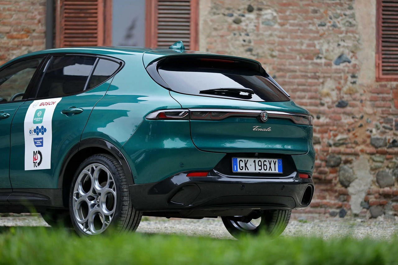 Alfa Romeo Tonale Auto Europa 2023: immagini della premiazione