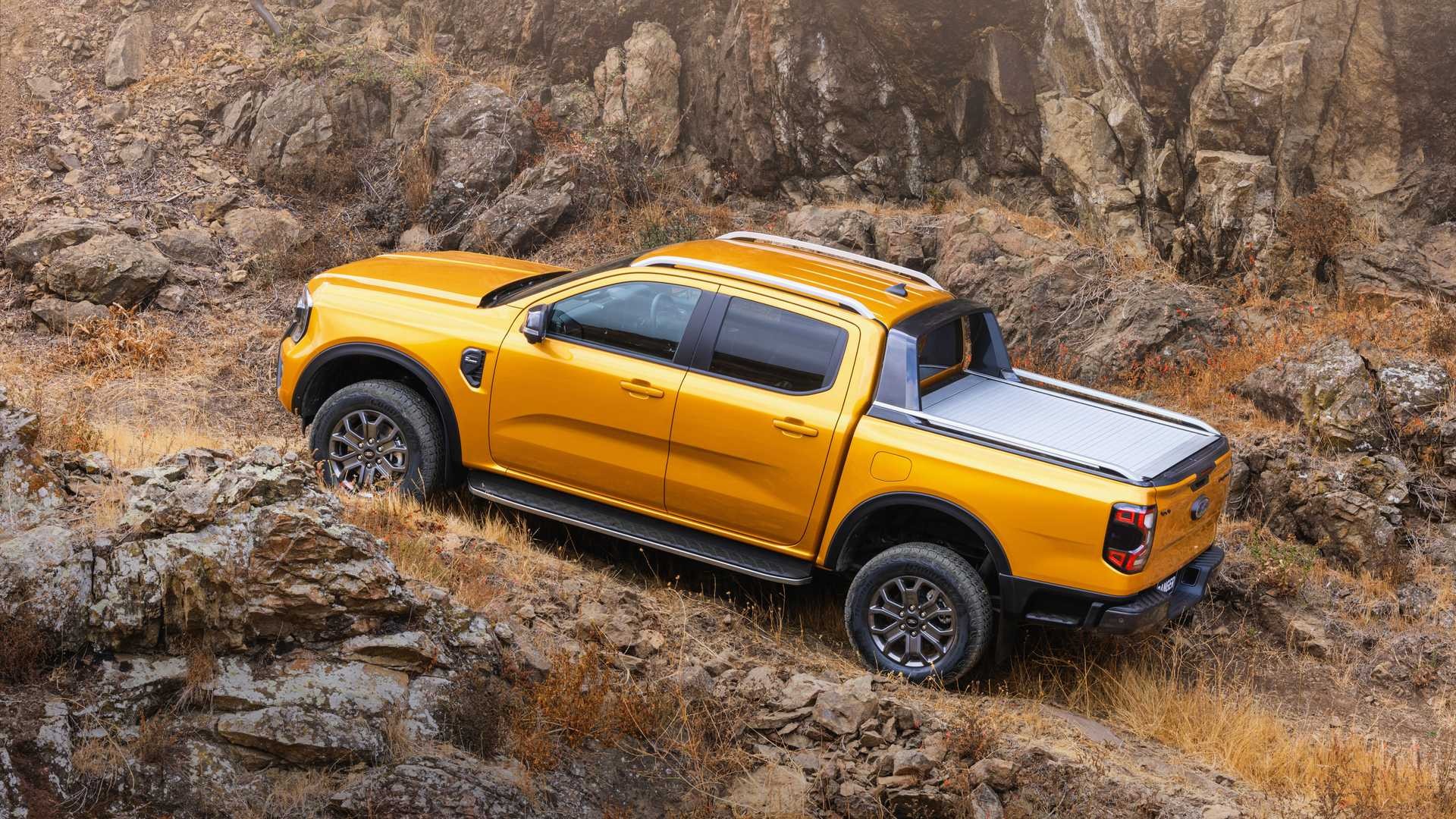 Ford Ranger 2022: le immagini ufficiali