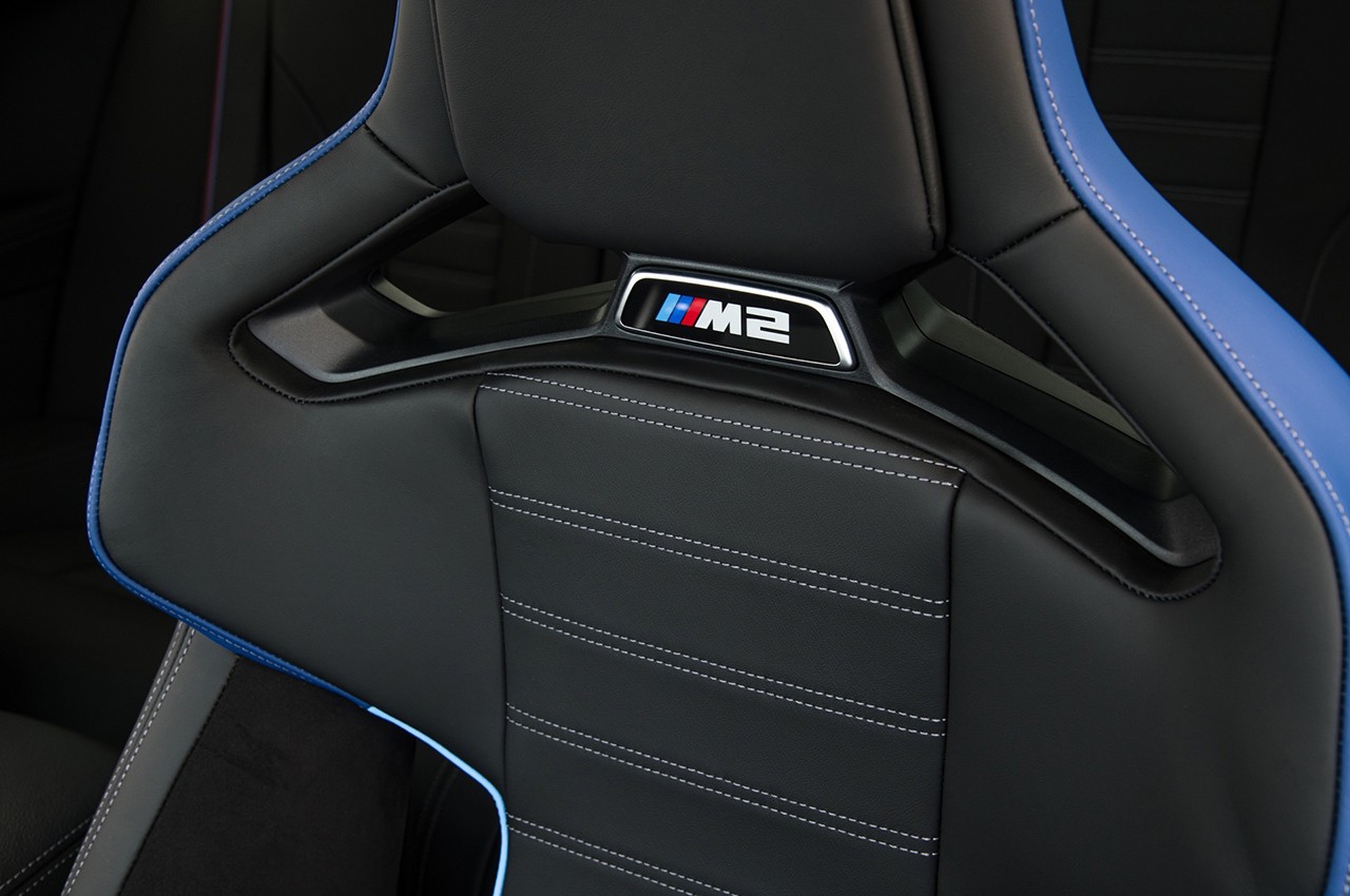 BMW M2 2023: le foto