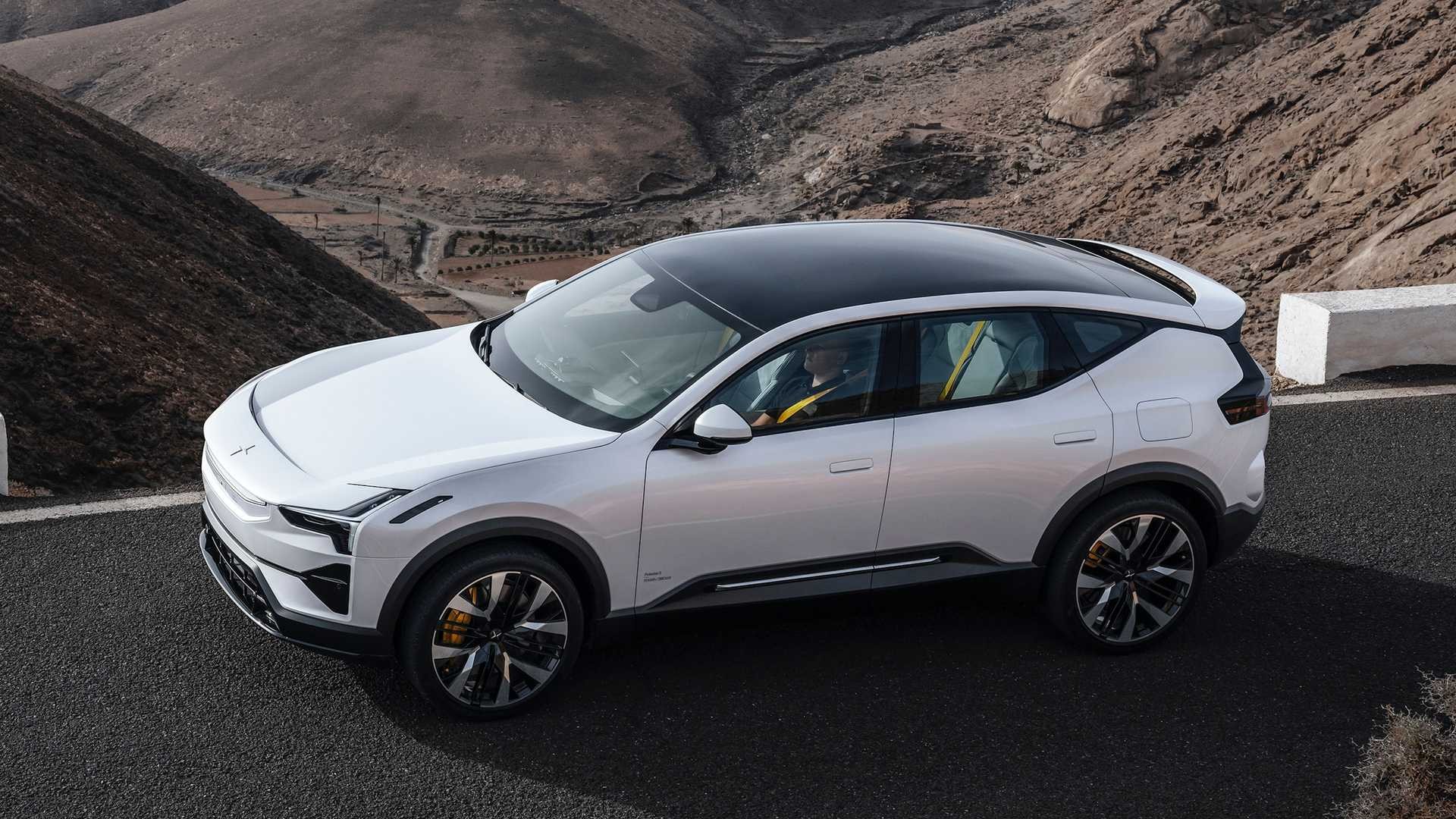 Polestar 3: le immagini ufficiali