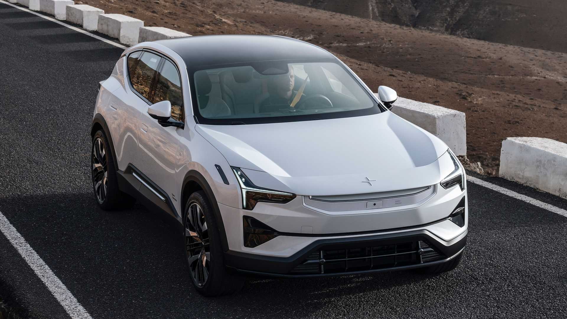 Polestar 3: le immagini ufficiali