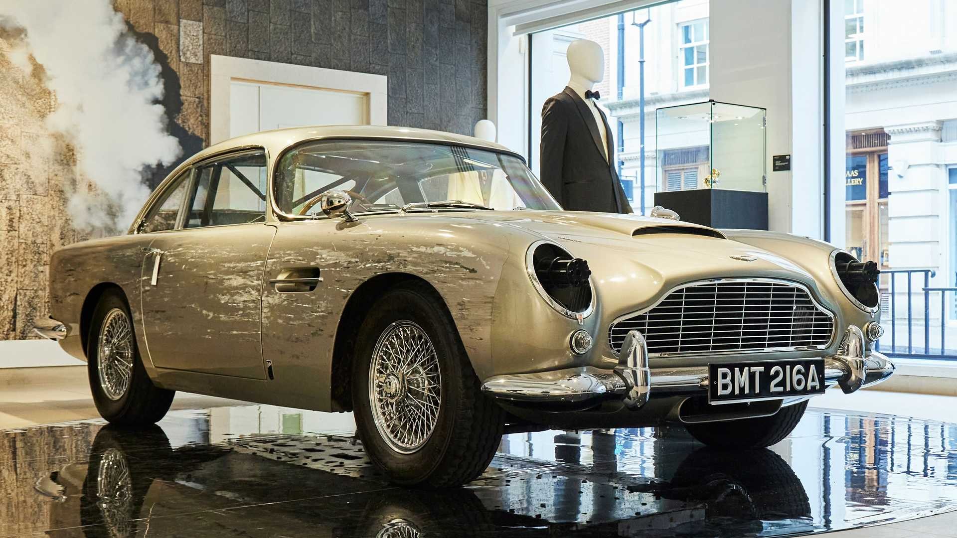 Aston Martin DB5 No Time To Die: le immagini dell'asta